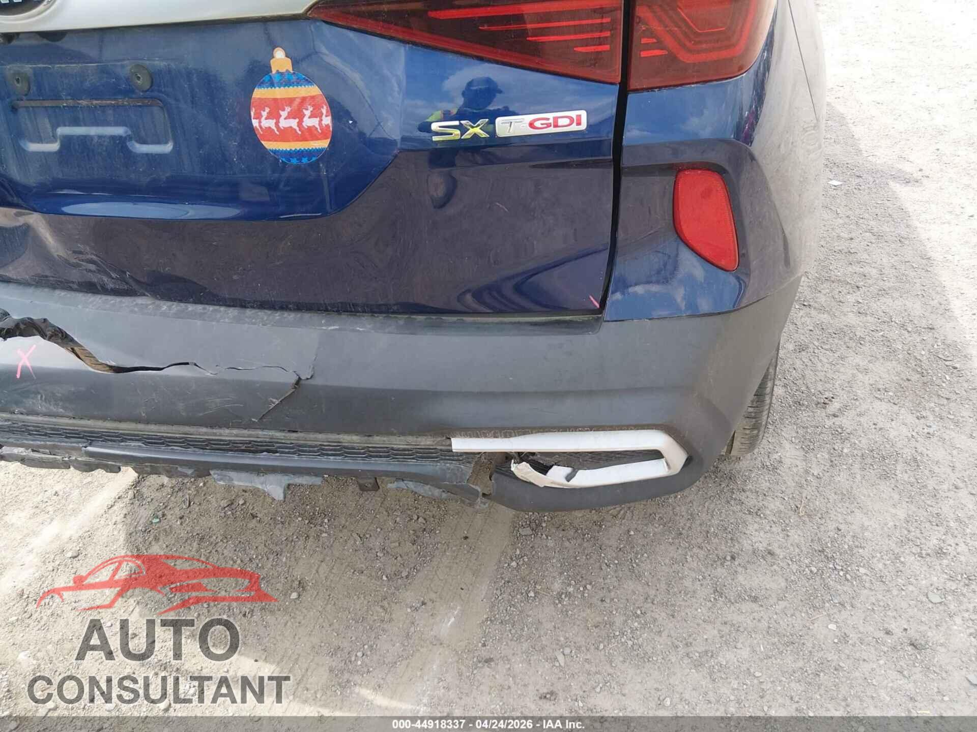 KIA SELTOS 2021 - KNDETCA28M7086881
