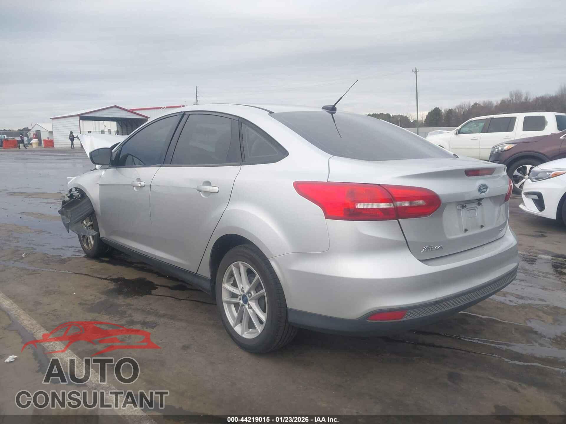 FORD FOCUS 2017 - 1FADP3F26HL271667