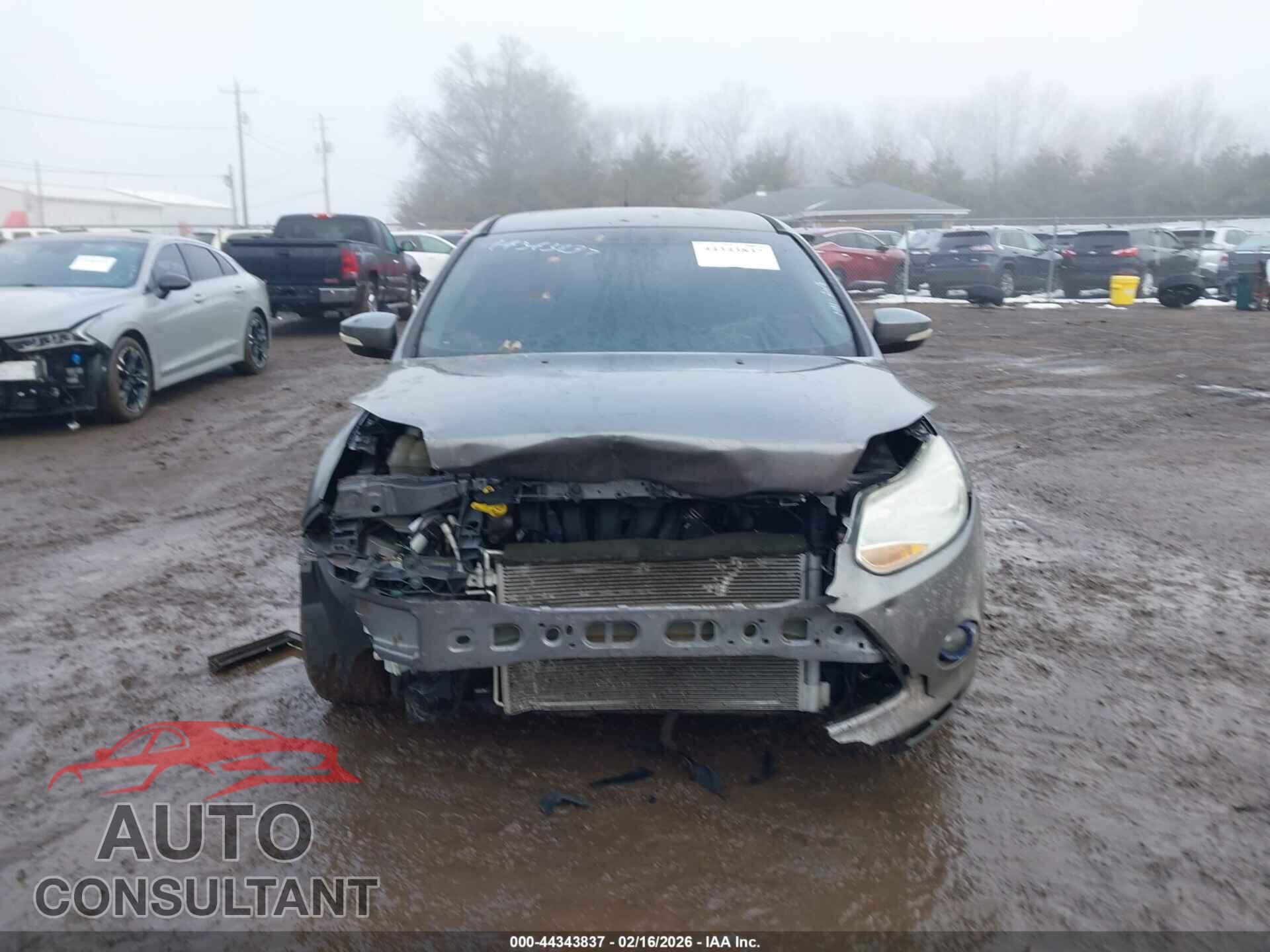 FORD FOCUS 2014 - 1FADP3K27EL178447