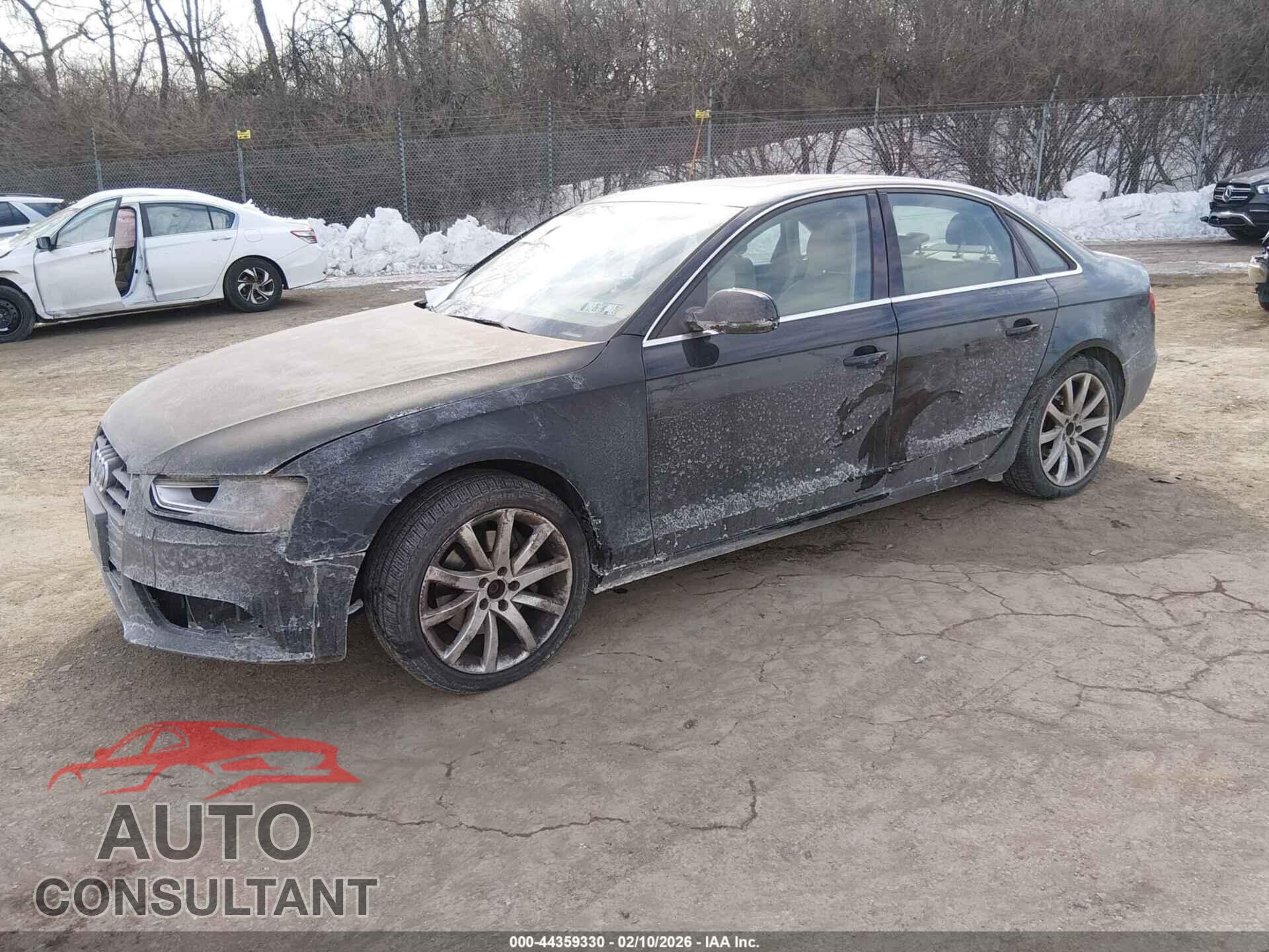 AUDI A4 2013 - WAUKFAFL1DN044402