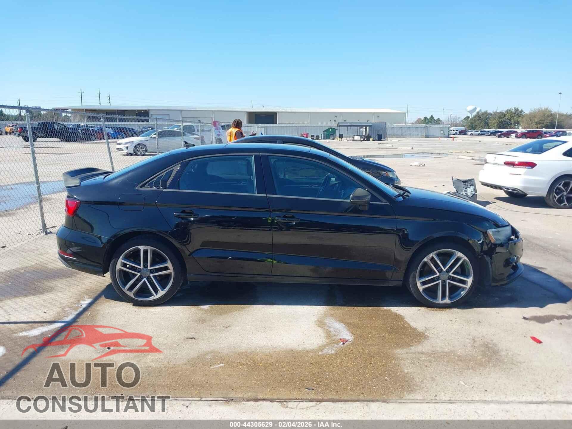 AUDI A3 2017 - WAUAUGFF6H1029521