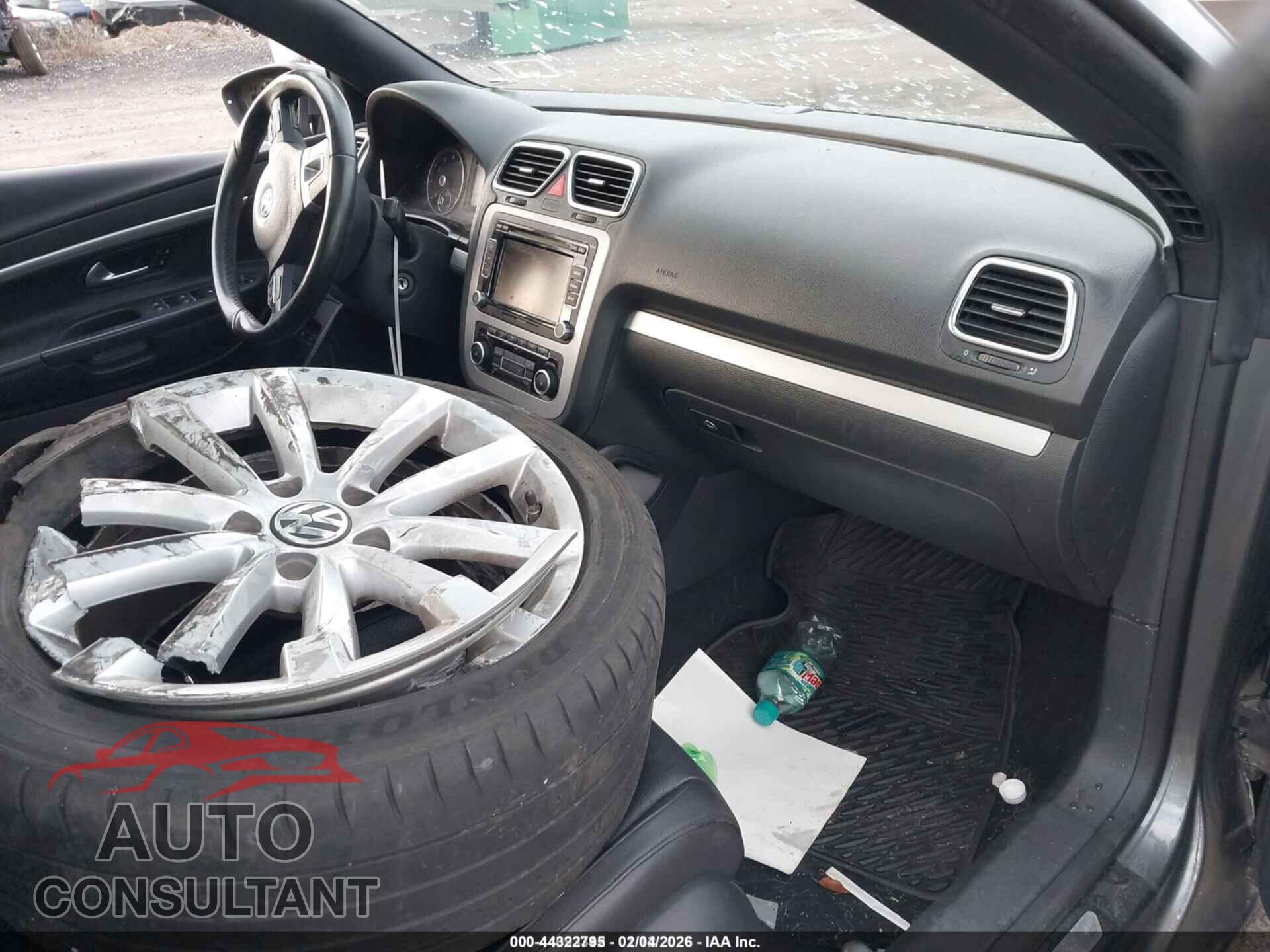 VOLKSWAGEN EOS 2012 - WVWBW7AH6CV011824
