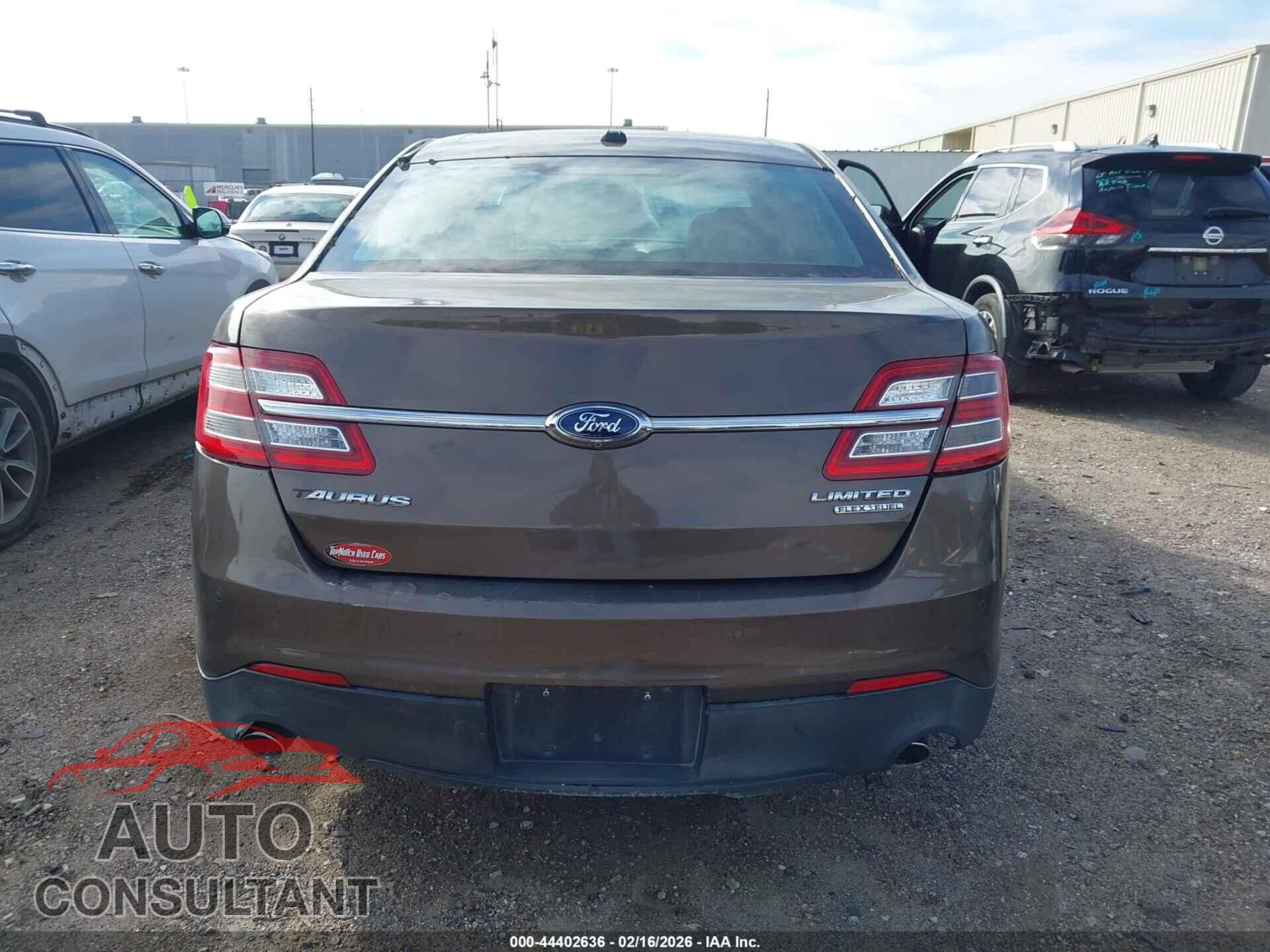 FORD TAURUS 2015 - 1FAHP2F80FG106154