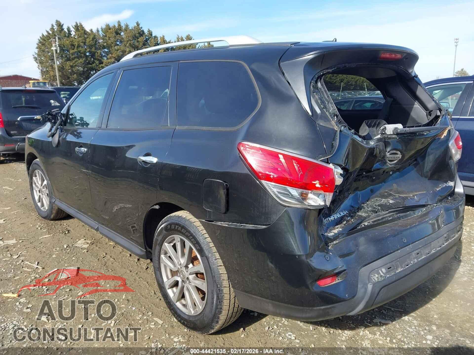 NISSAN PATHFINDER 2015 - 5N1AR2MN2FC636823