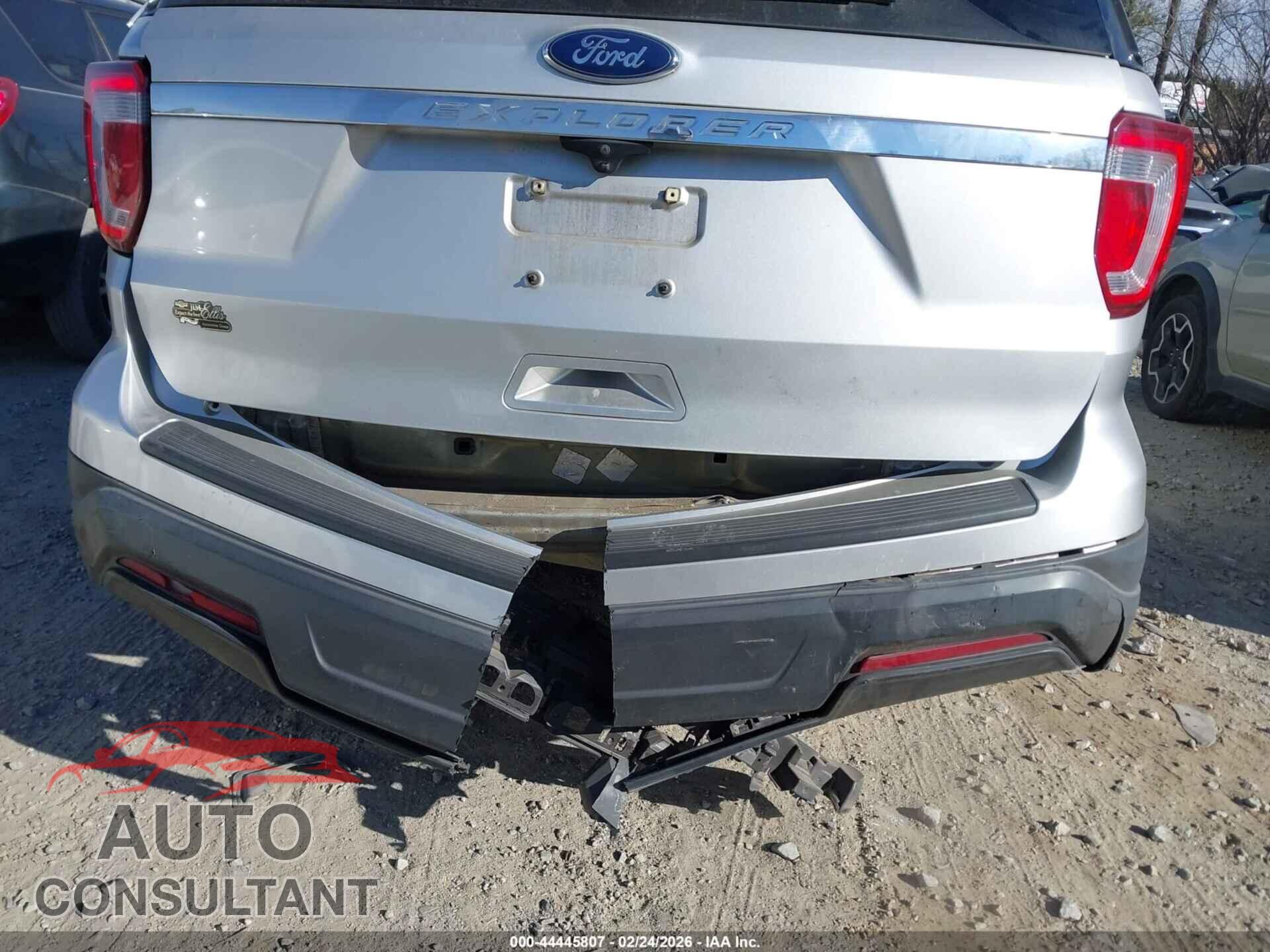FORD EXPLORER 2018 - 1FM5K7B8XJGA86904