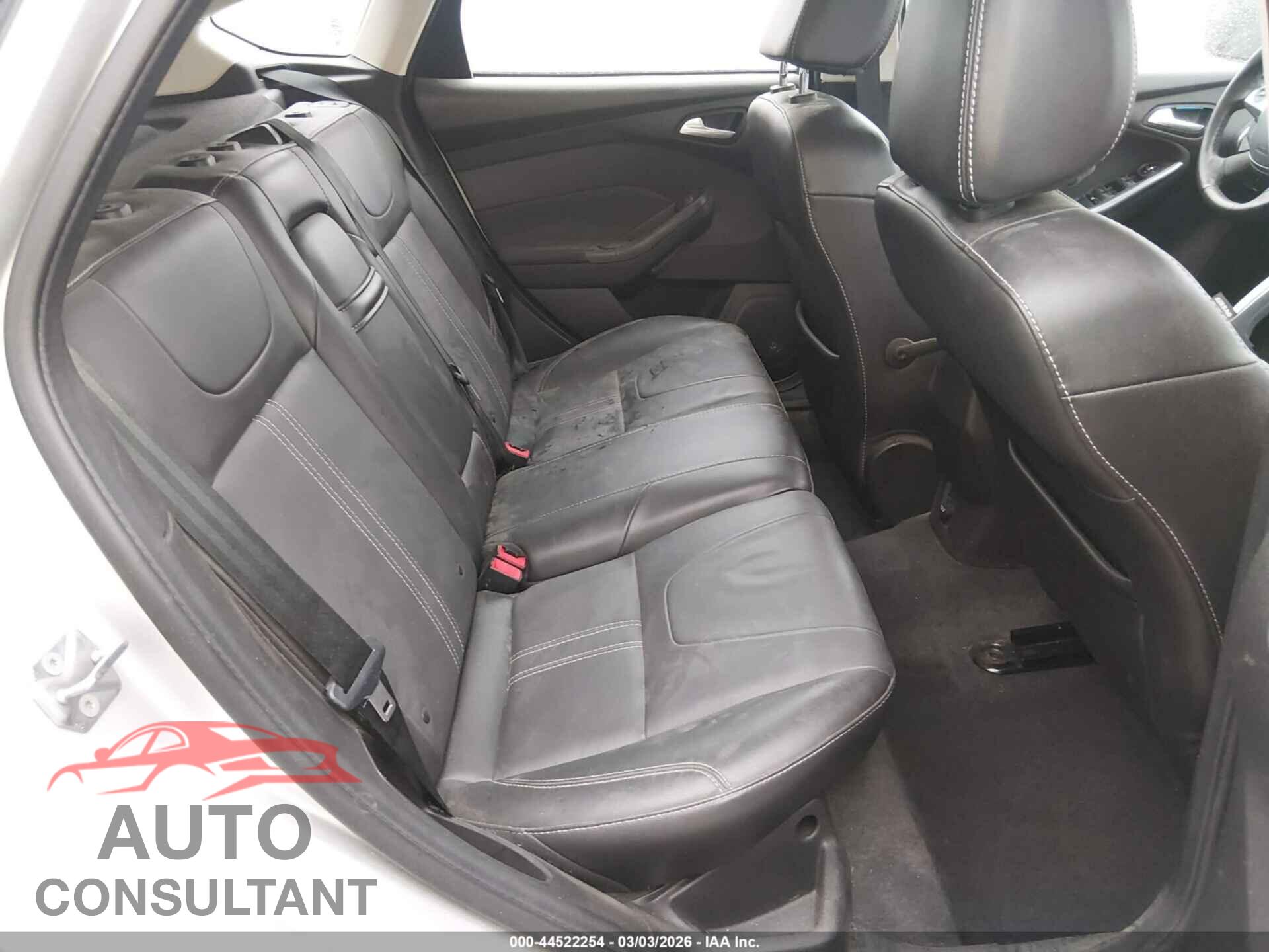 FORD FOCUS 2013 - 1FADP3N26DL204532