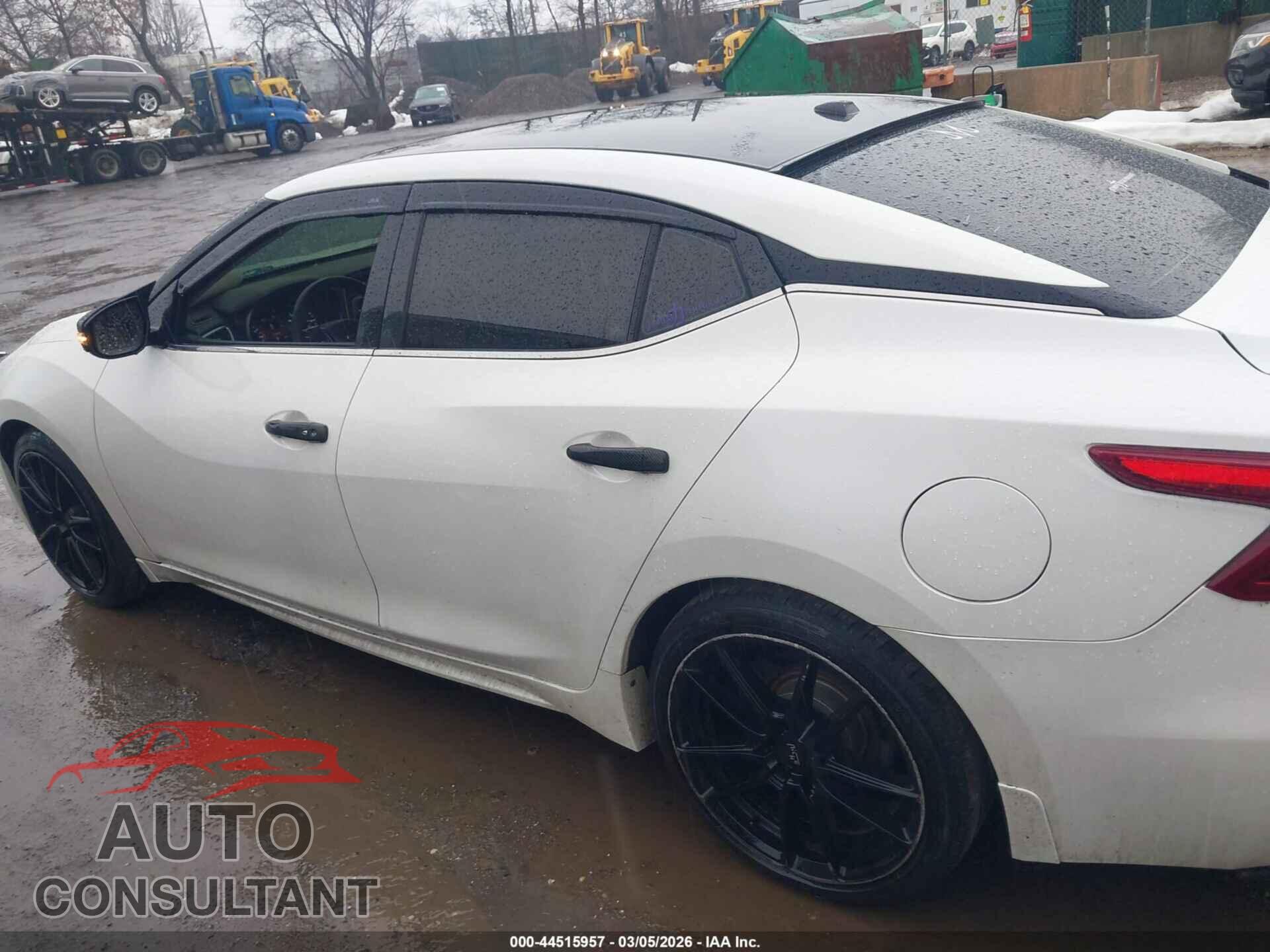 NISSAN MAXIMA 2016 - 1N4AA6AP7GC426590