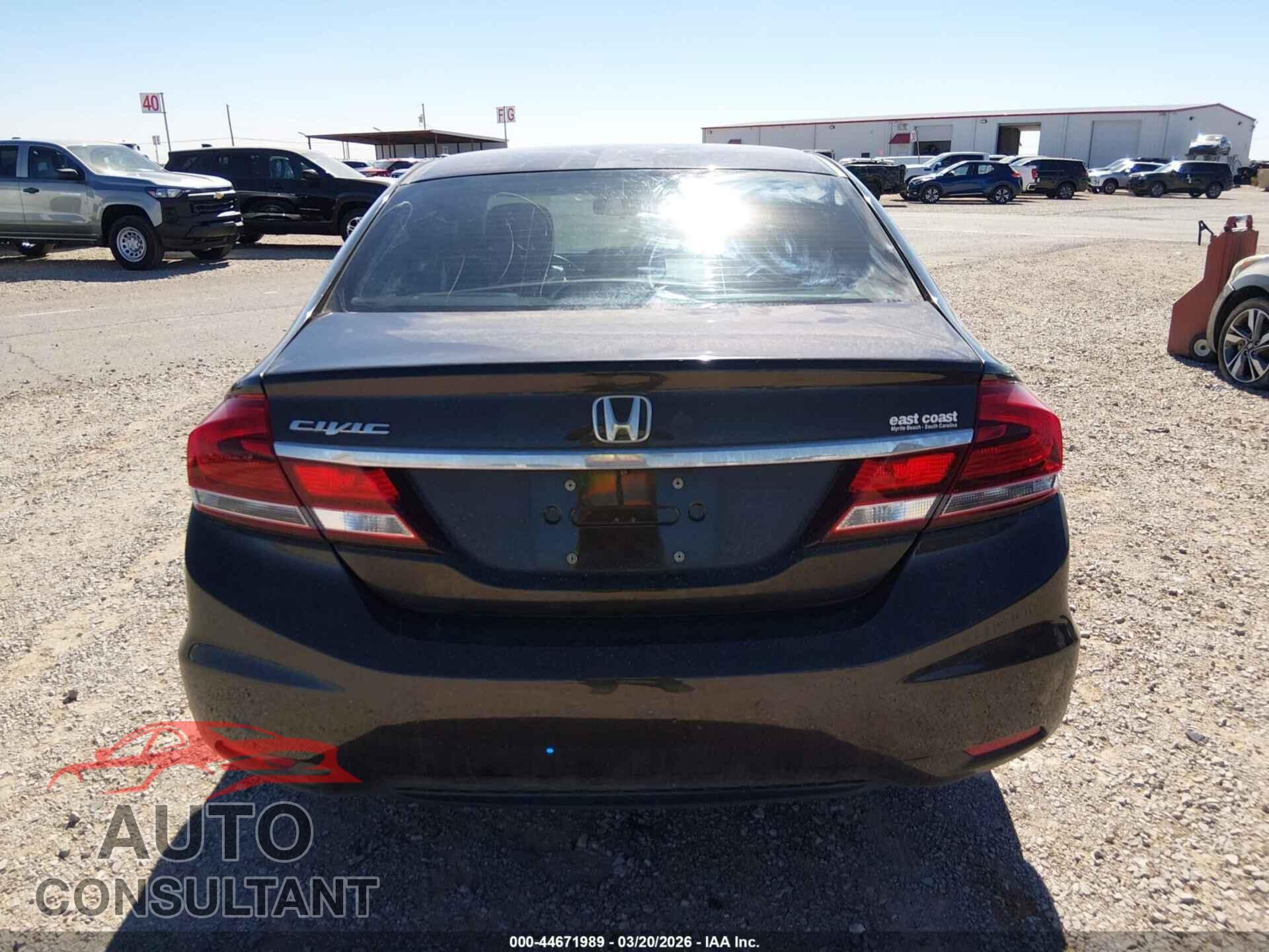 HONDA CIVIC 2013 - 2HGFB2F80DH547639
