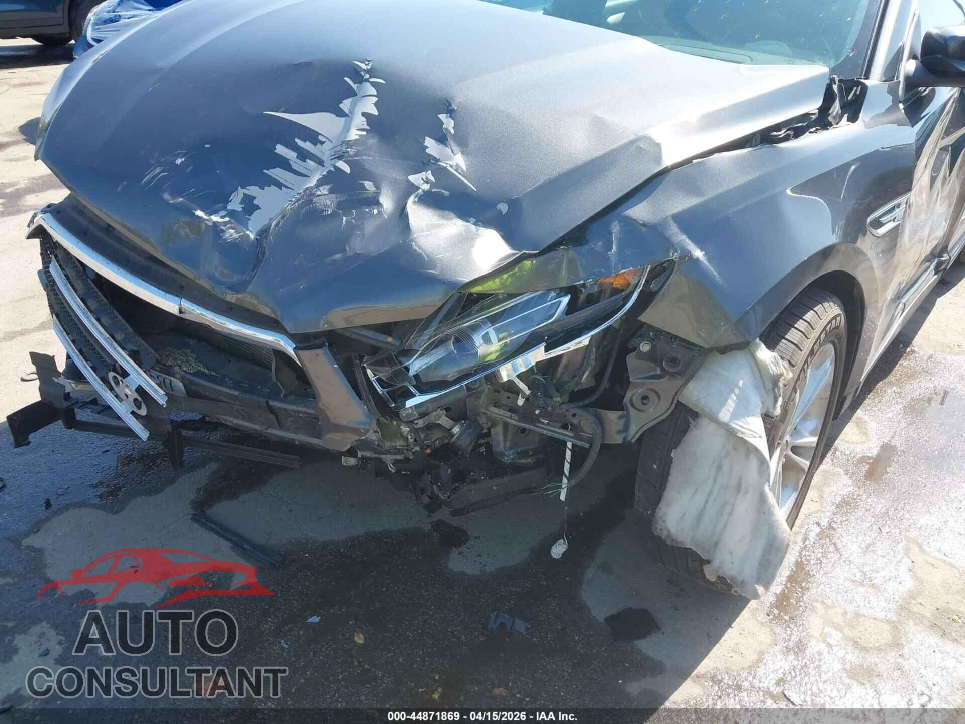 FORD TAURUS 2019 - 1FAHP2E87KG101965