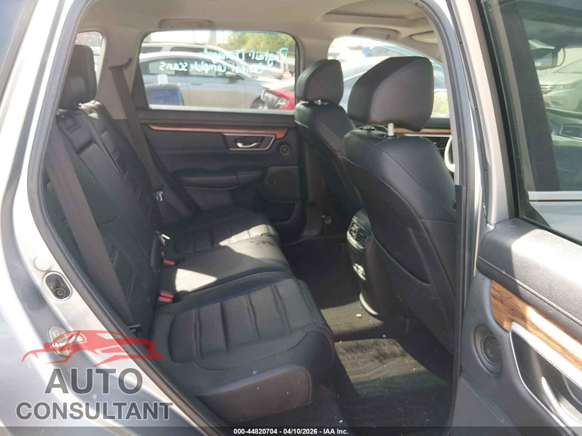 HONDA CR-V 2017 - 5J6RW2H82HL012859