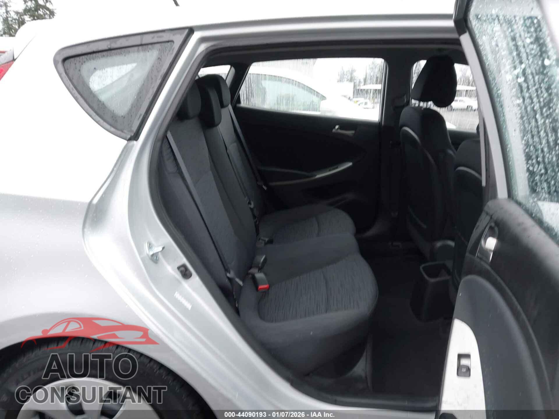 HYUNDAI ACCENT 2015 - KMHCT5AE9FU217992