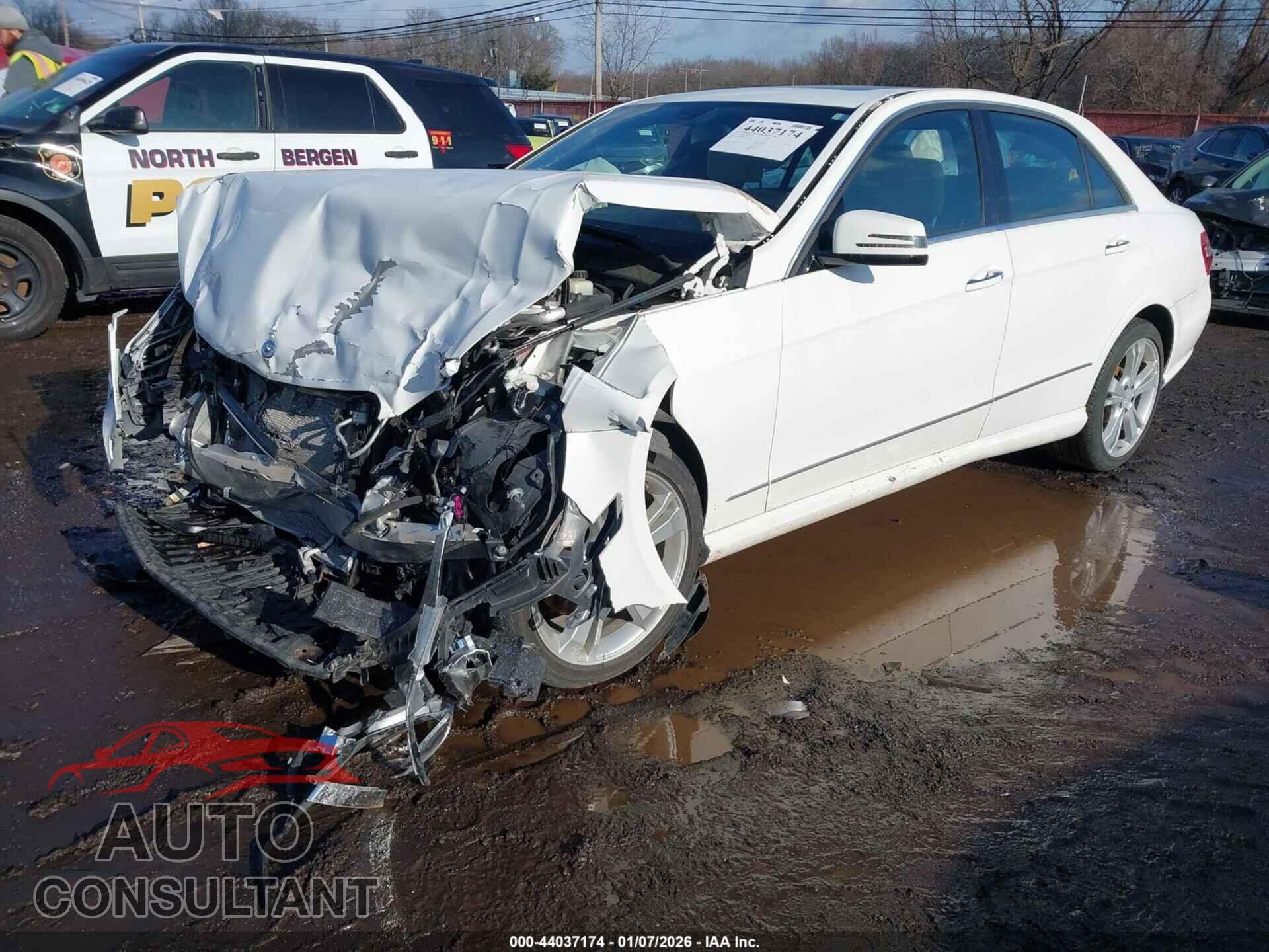 MERCEDES-BENZ E 350 2013 - WDDHF8JB4DA668700