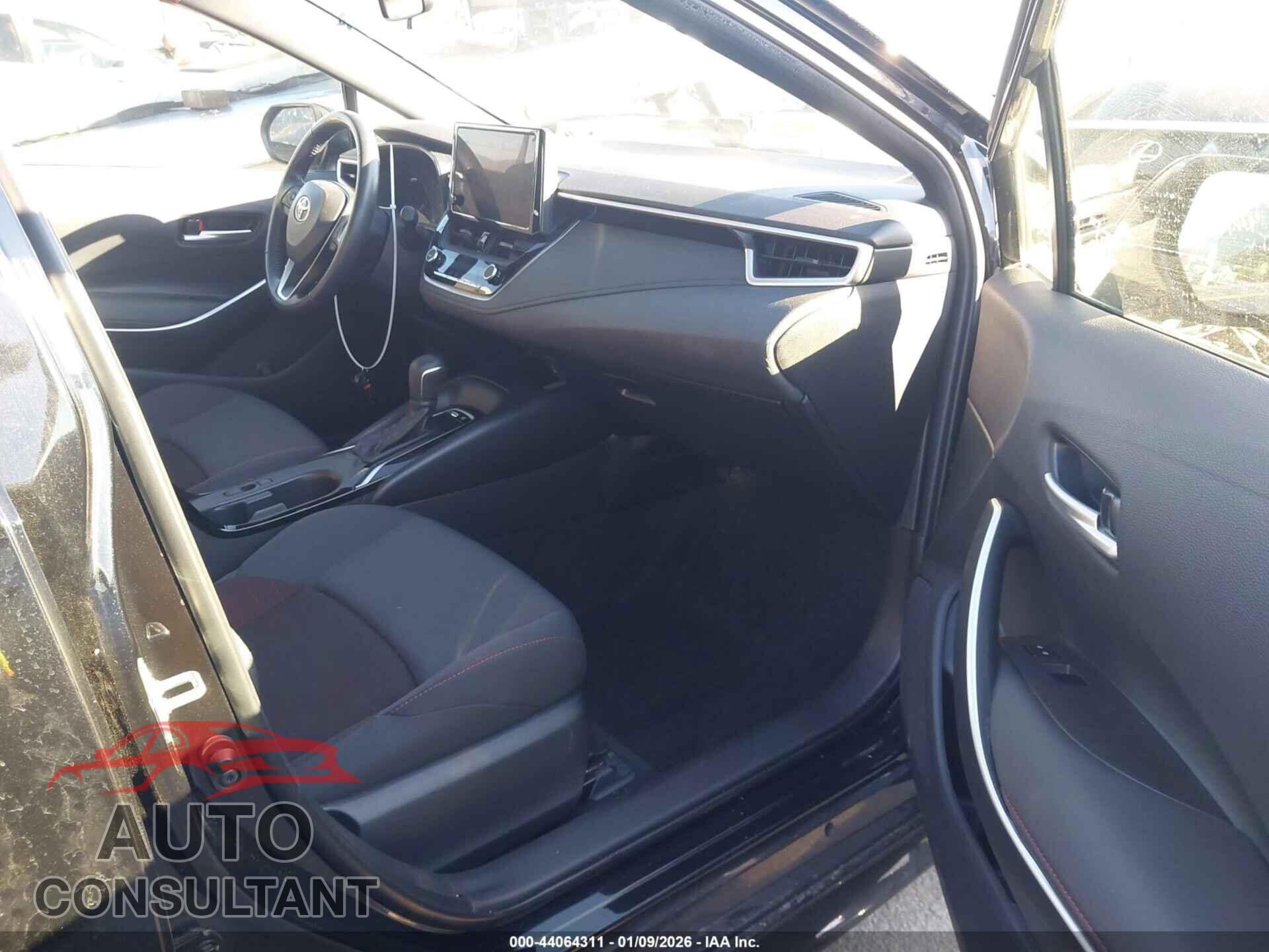TOYOTA COROLLA 2024 - JTDBCMFE7RJ034714