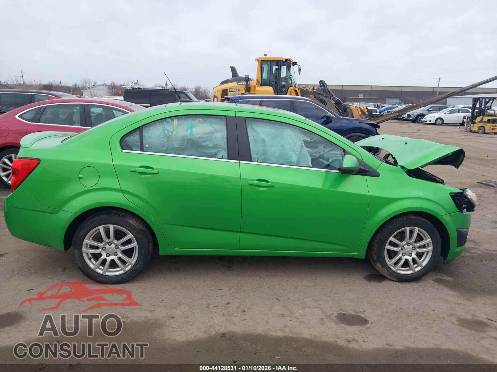 CHEVROLET SONIC 2014 - 1G1JC5SH0E4203491