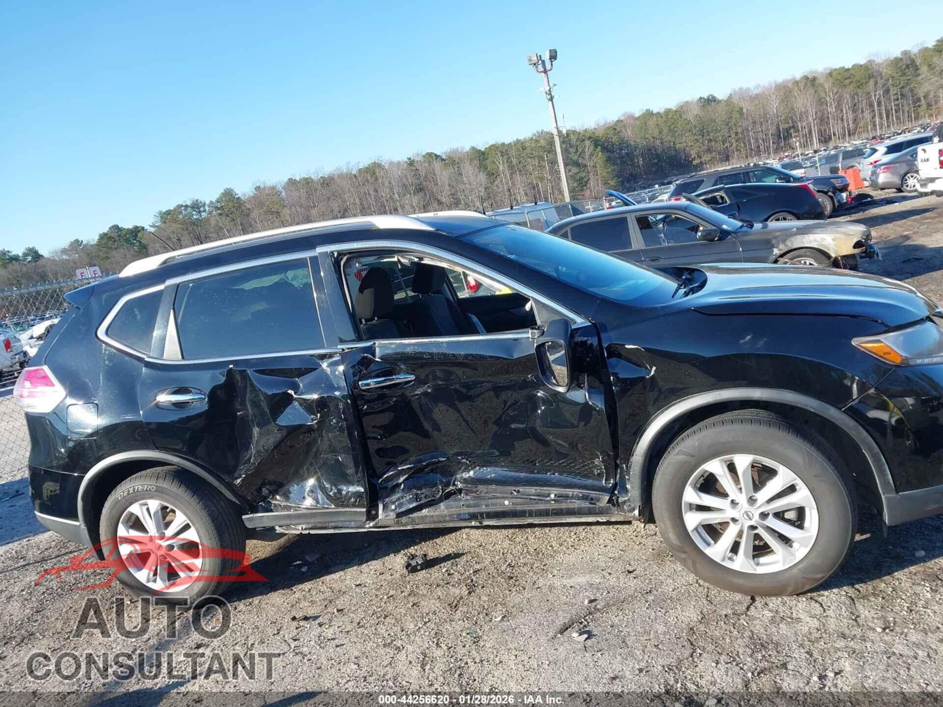 NISSAN ROGUE 2015 - KNMAT2MV1FP515599