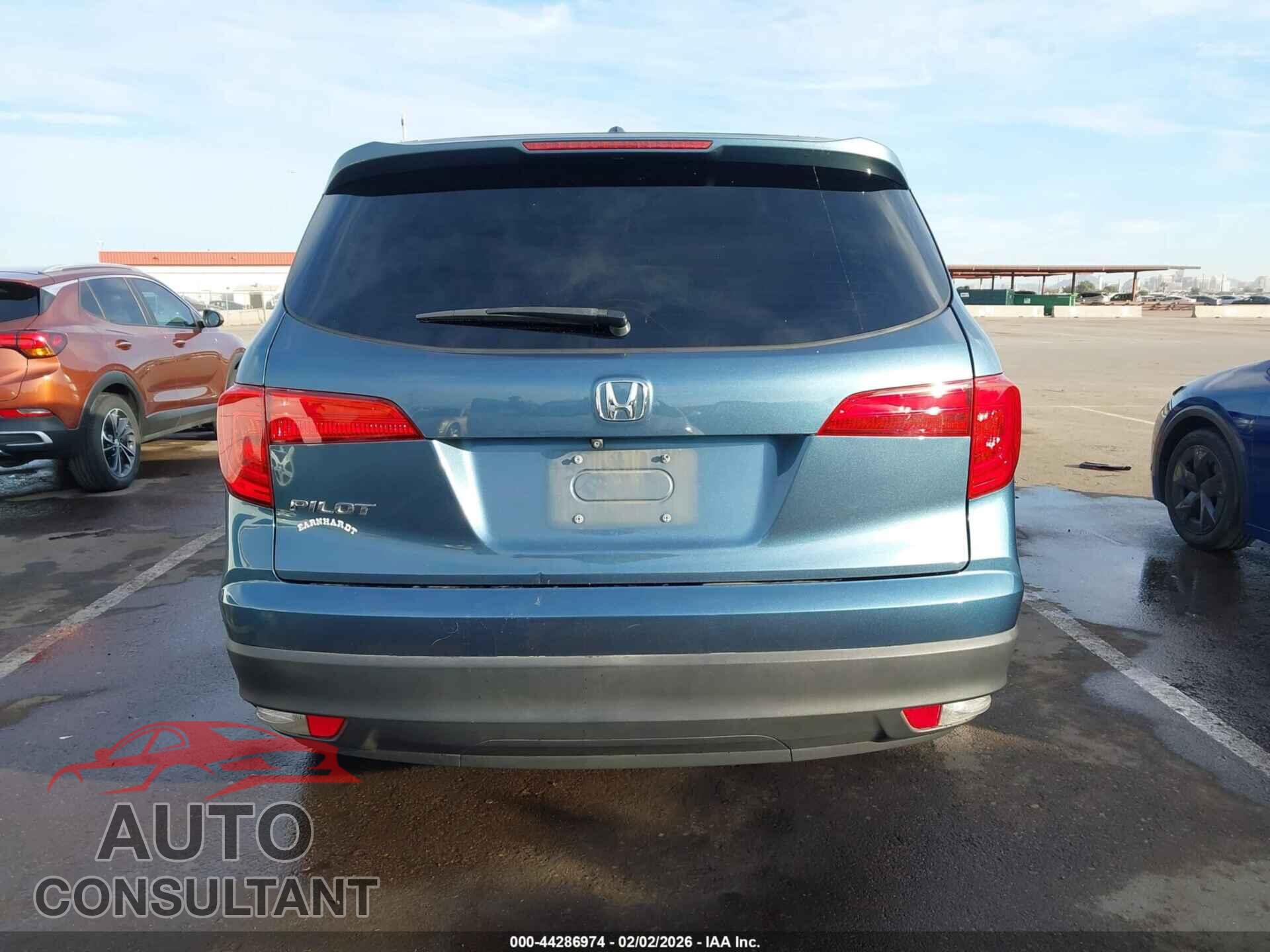 HONDA PILOT 2018 - 5FNYF5H51JB030299