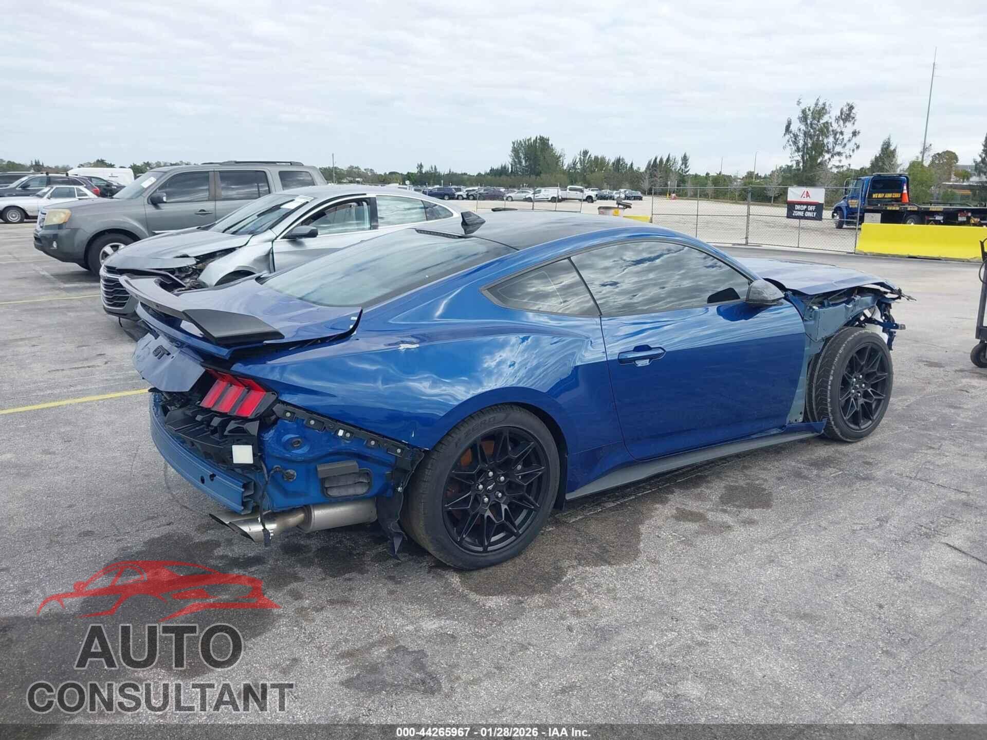 FORD MUSTANG 2024 - 1FA6P8CFXR5415725
