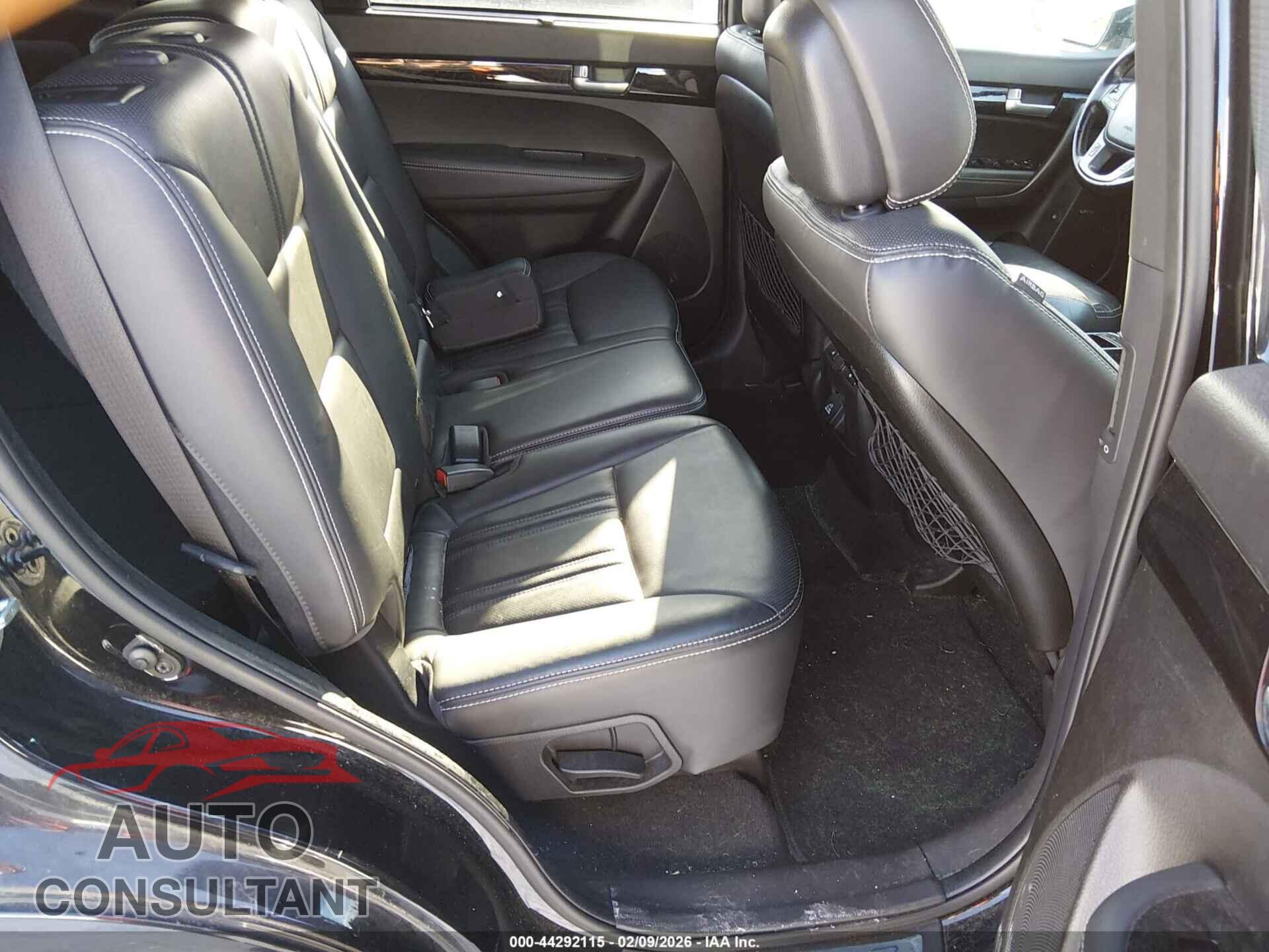 KIA SORENTO 2014 - 5XYKWDA71EG535396