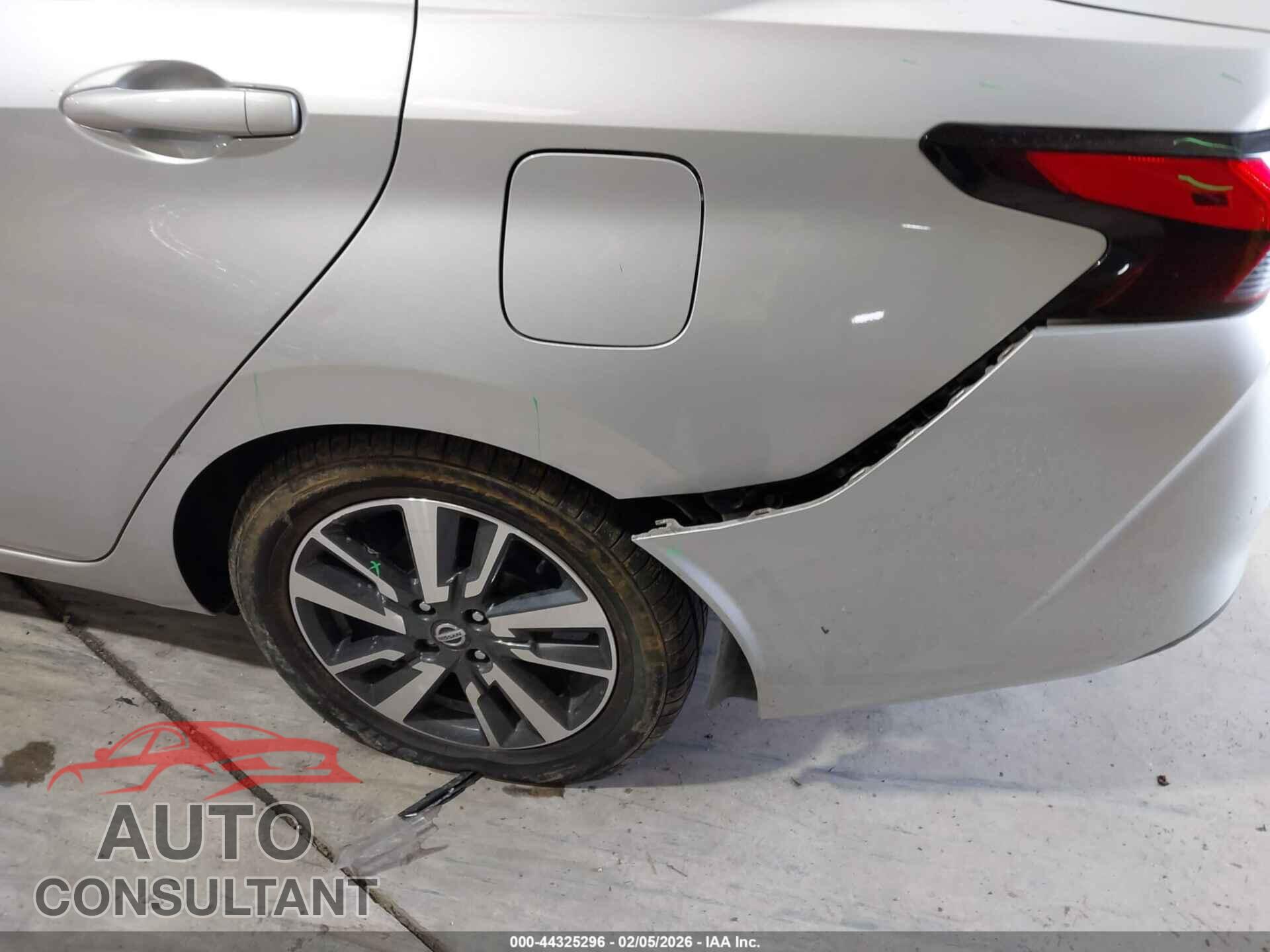 NISSAN VERSA 2021 - 3N1CN8EV9ML884582