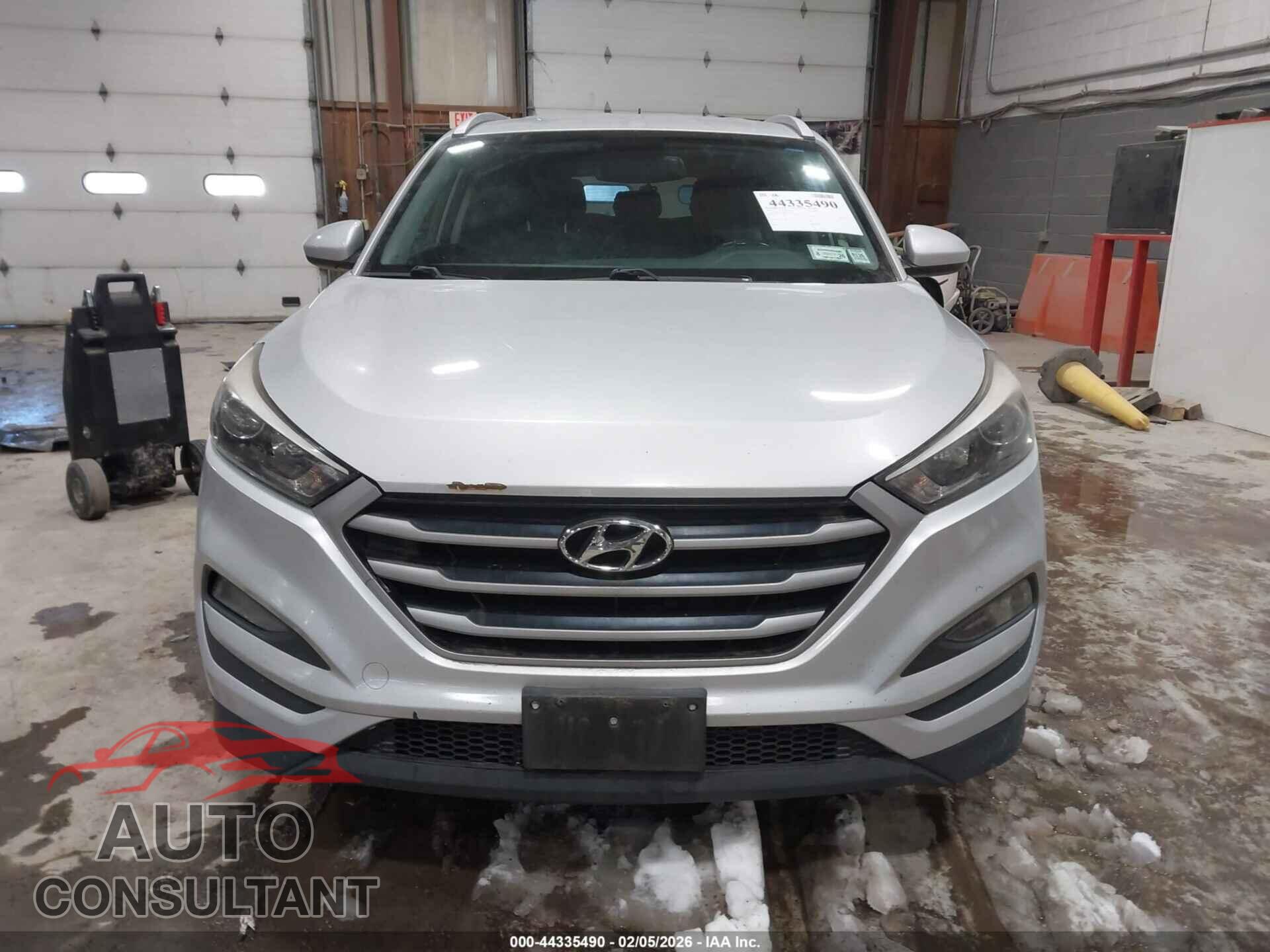 HYUNDAI TUCSON 2017 - KM8J3CA42HU293639