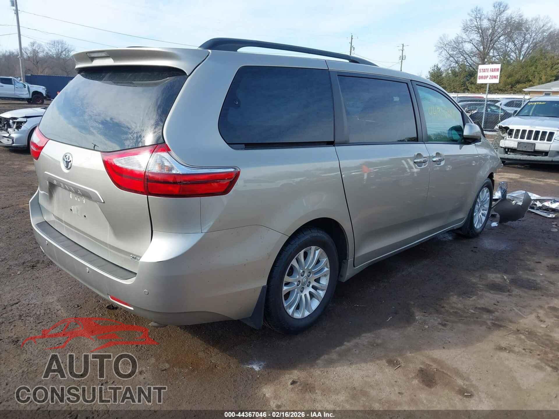 TOYOTA SIENNA 2017 - 5TDYZ3DC3HS889836