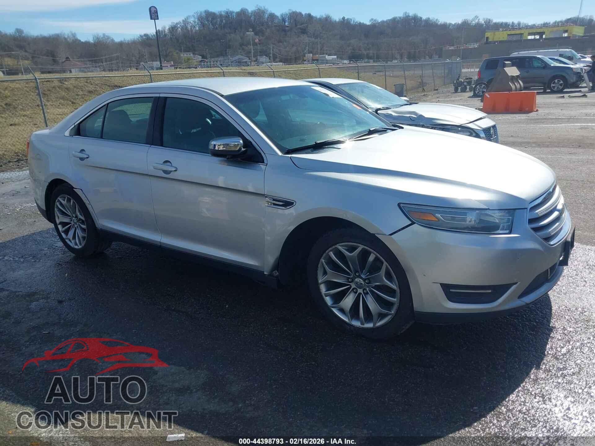FORD TAURUS 2013 - 1FAHP2F82DG130226