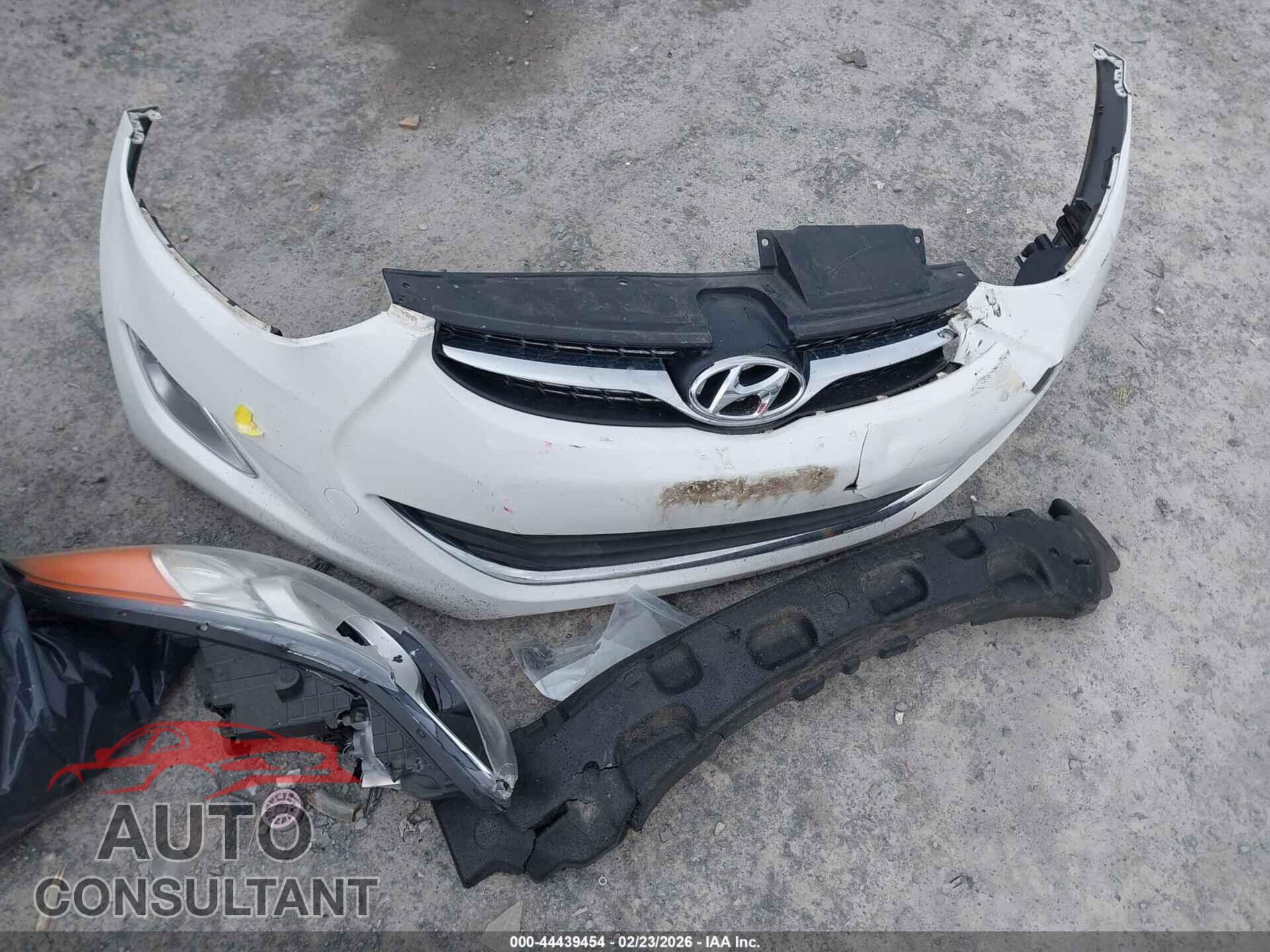HYUNDAI ELANTRA 2013 - 5NPDH4AE0DH386794