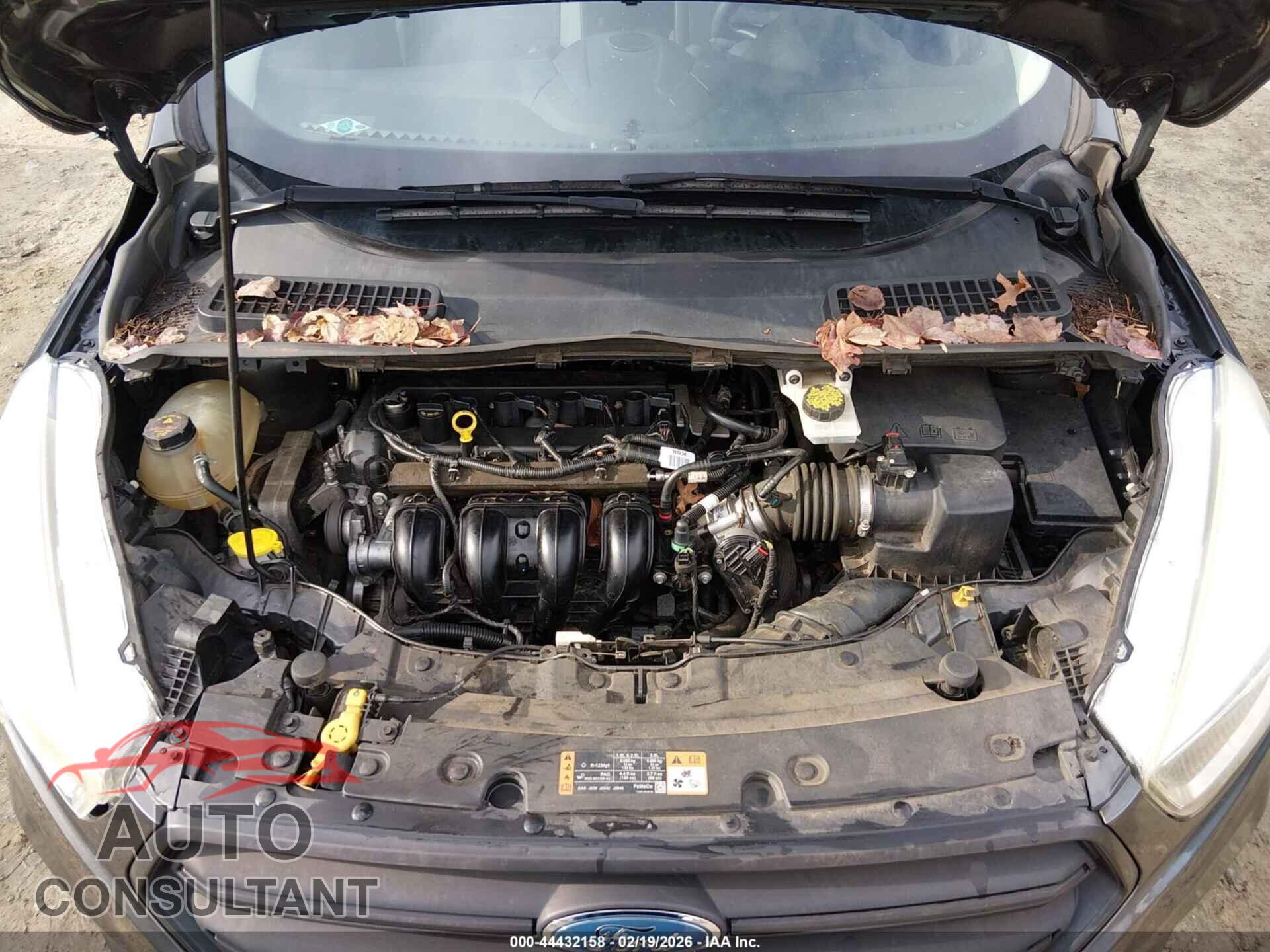 FORD ESCAPE 2017 - 1FMCU0F77HUD81500