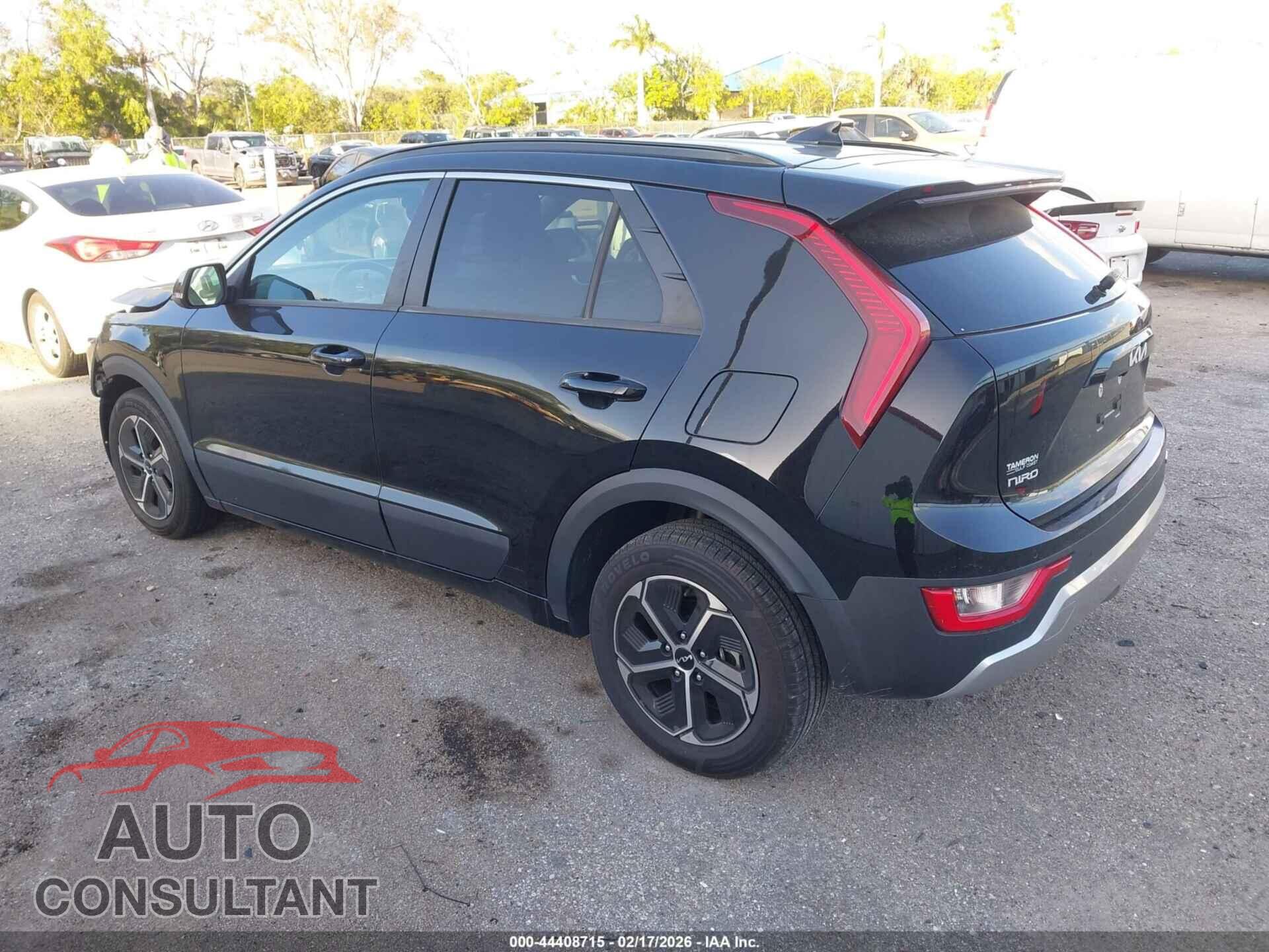 KIA NIRO 2023 - KNDCR3LE7P5069471