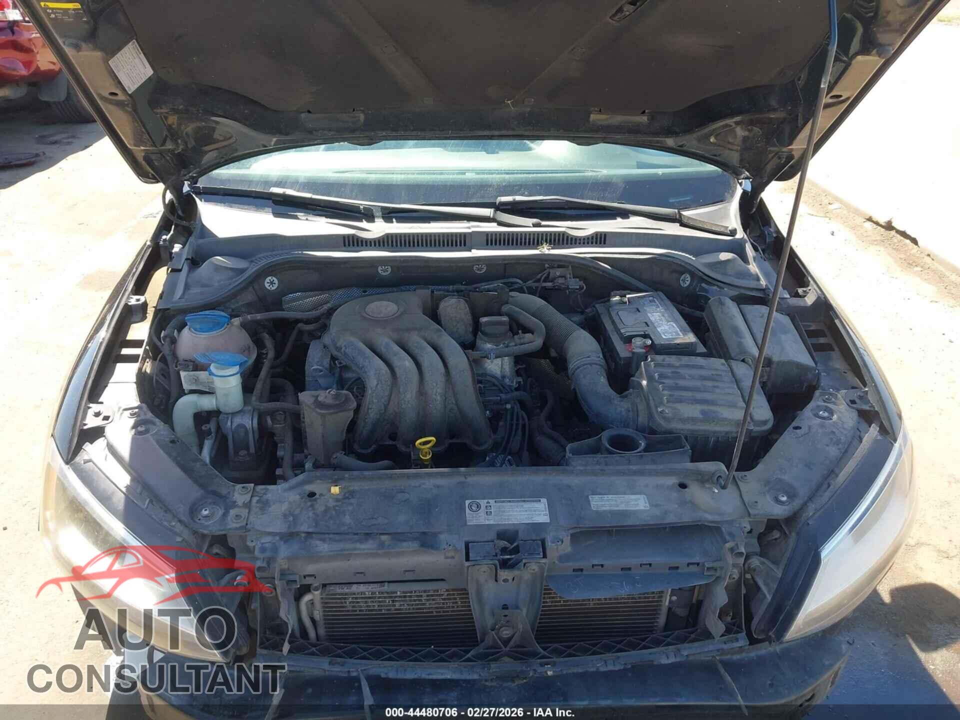 VOLKSWAGEN JETTA 2015 - 3VW2K7AJ1FM247825