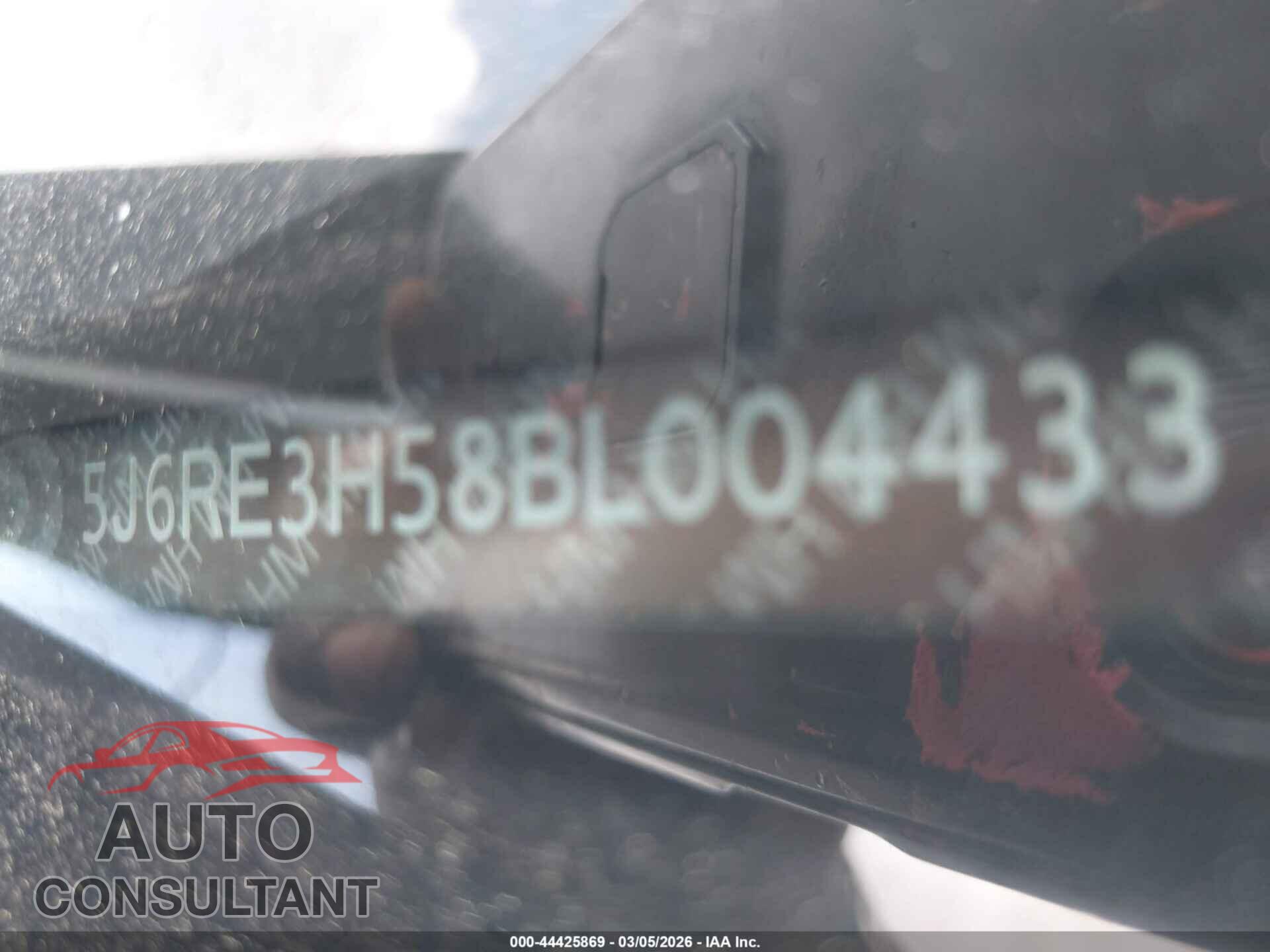 HONDA CR-V 2011 - 5J6RE3H58BL004433