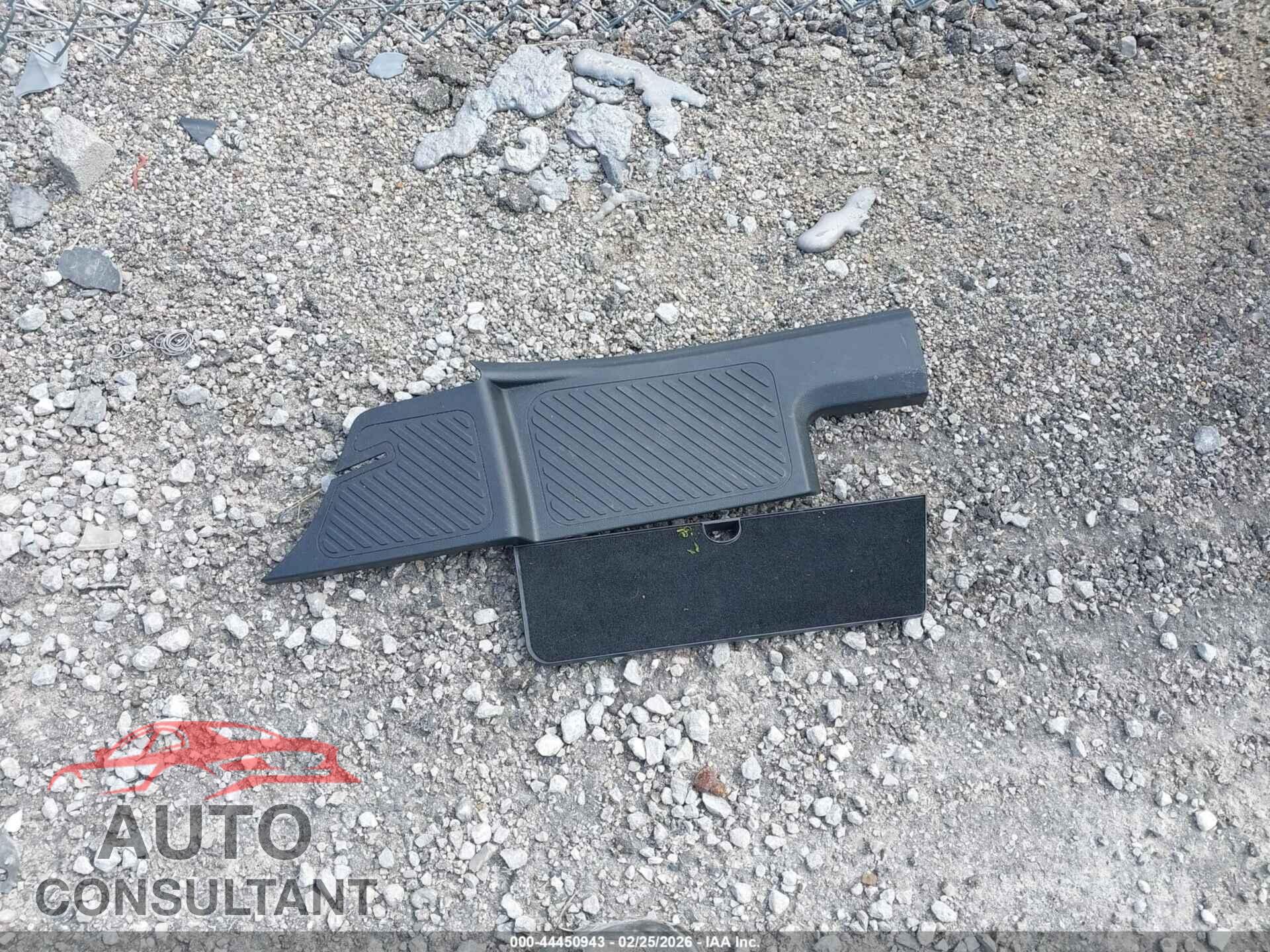 FORD EXPLORER 2022 - 1FMSK8FH2NGB53861