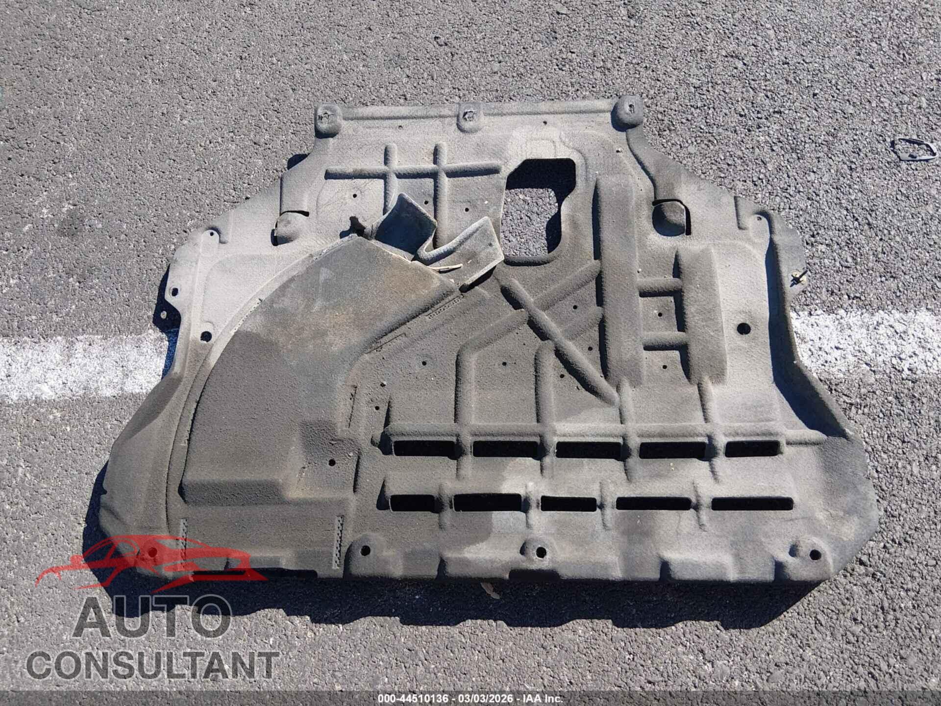 FORD ESCAPE 2018 - 1FMCU9GD3JUC26098