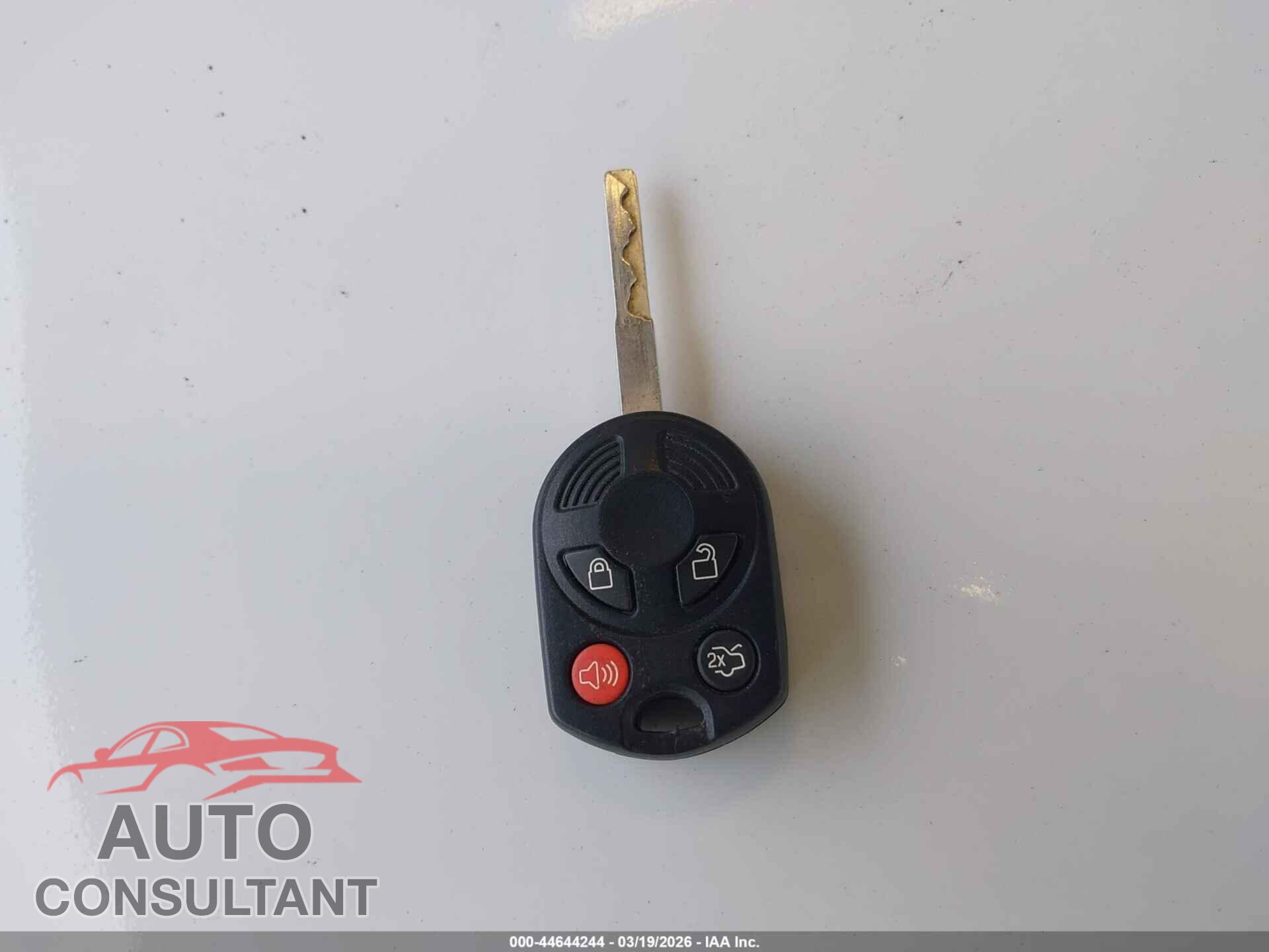 FORD FOCUS 2015 - 1FADP3KE3FL241894