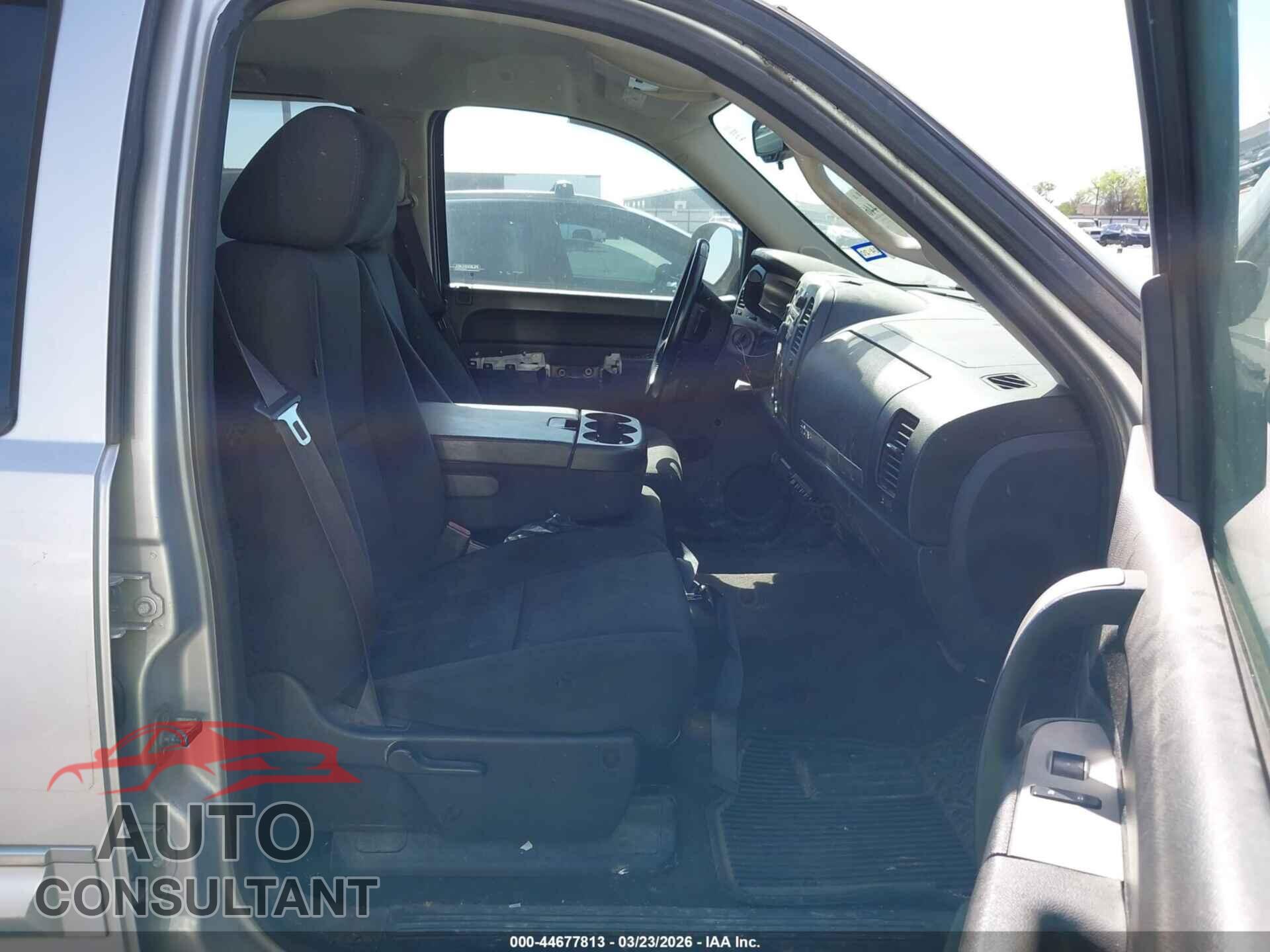 CHEVROLET SILVERADO 1500 2013 - 3GCPCSE01DG102192