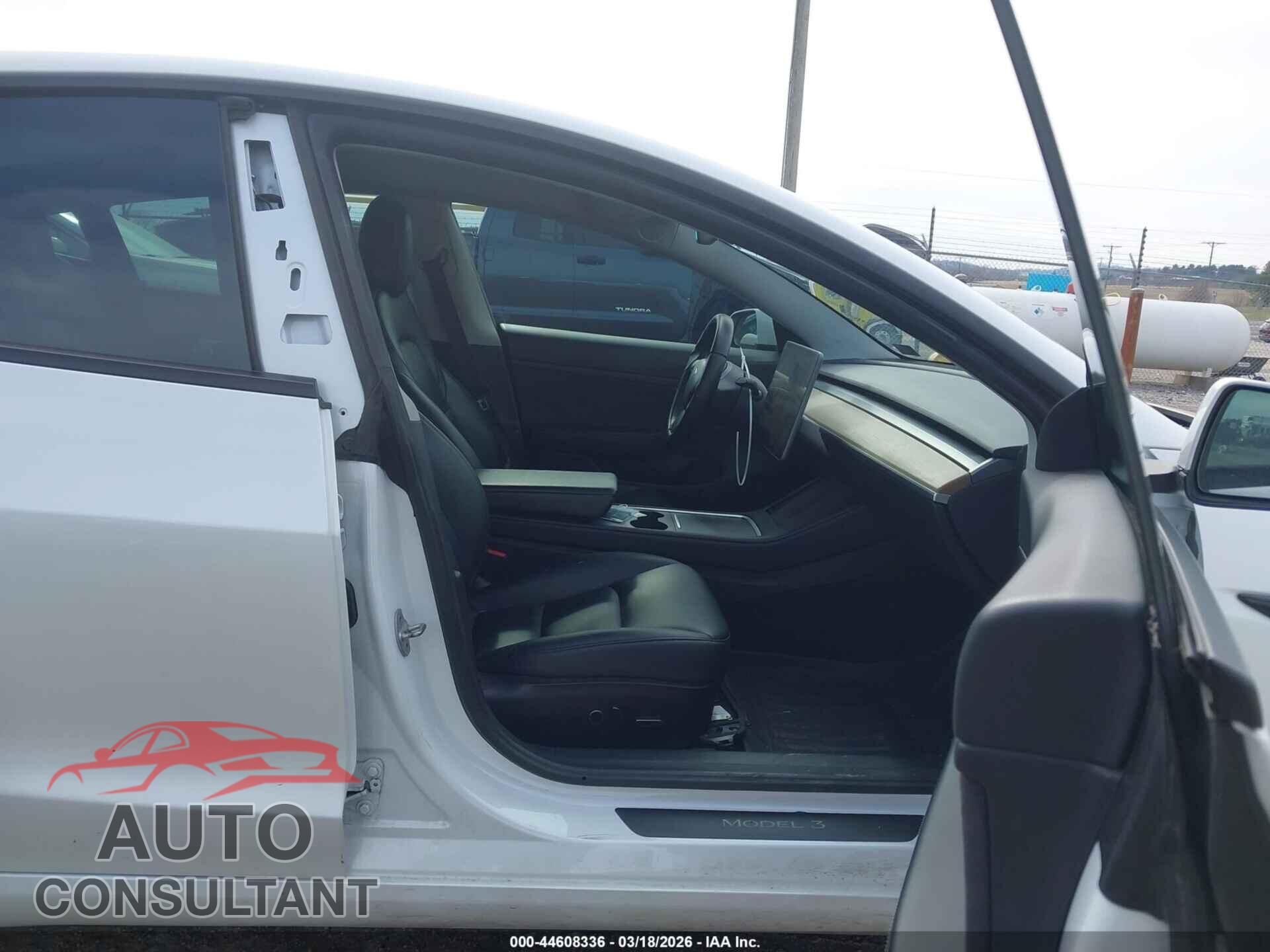 TESLA MODEL 3 2021 - 5YJ3E1EA5MF854186