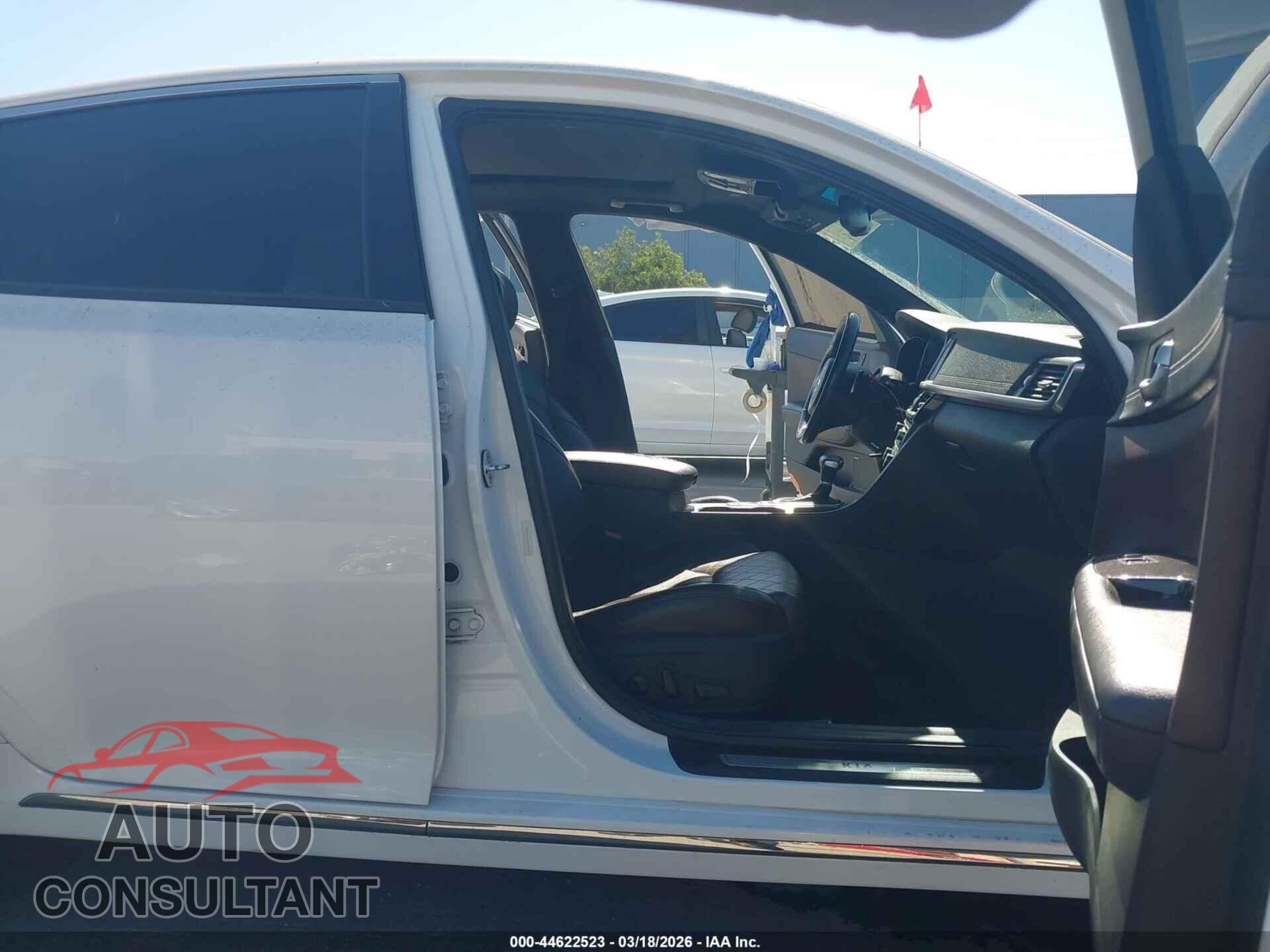 KIA OPTIMA 2016 - 5XXGV4L20GG012033