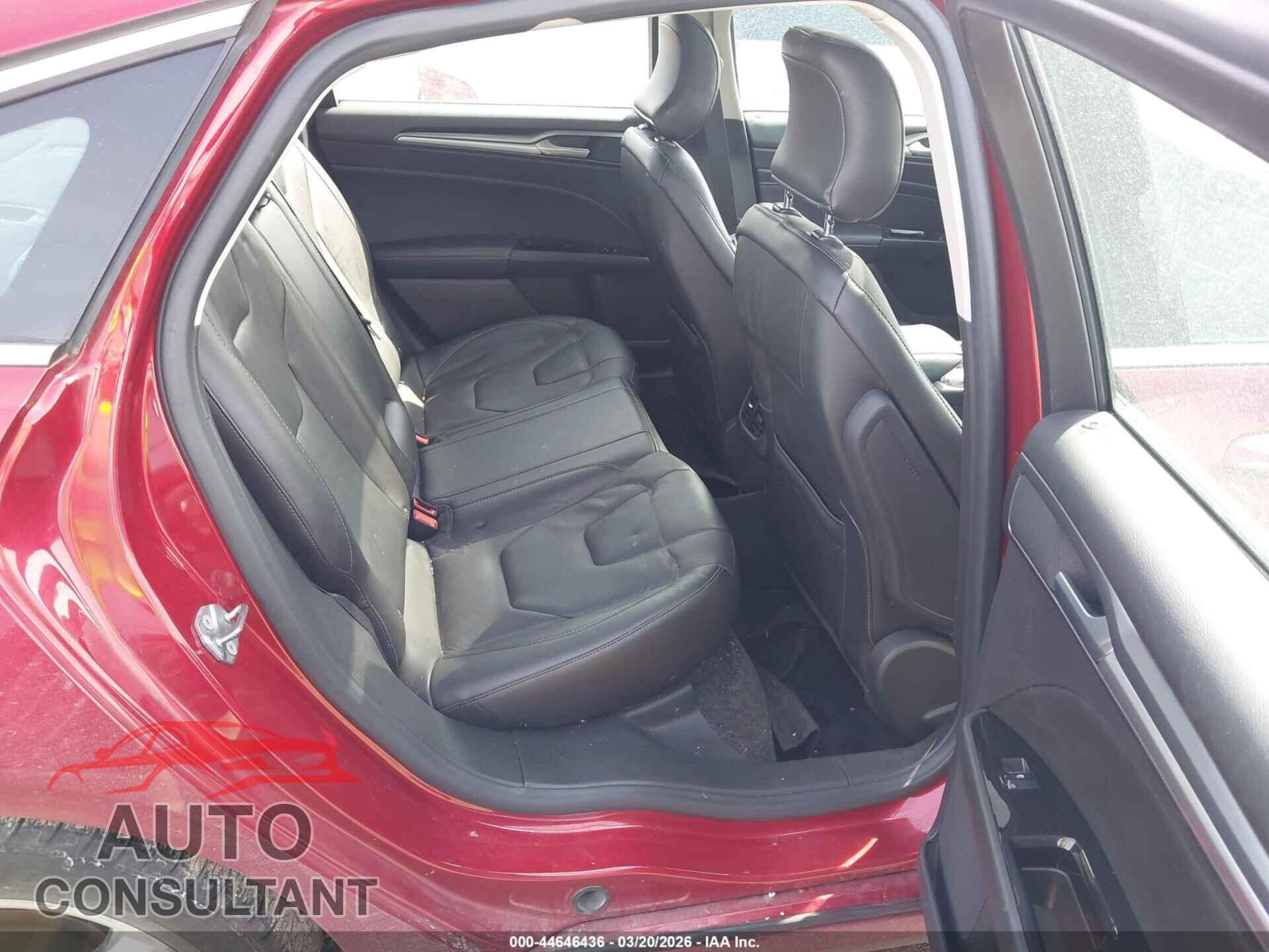 FORD FUSION ENERGI 2015 - 3FA6P0SU9FR289738