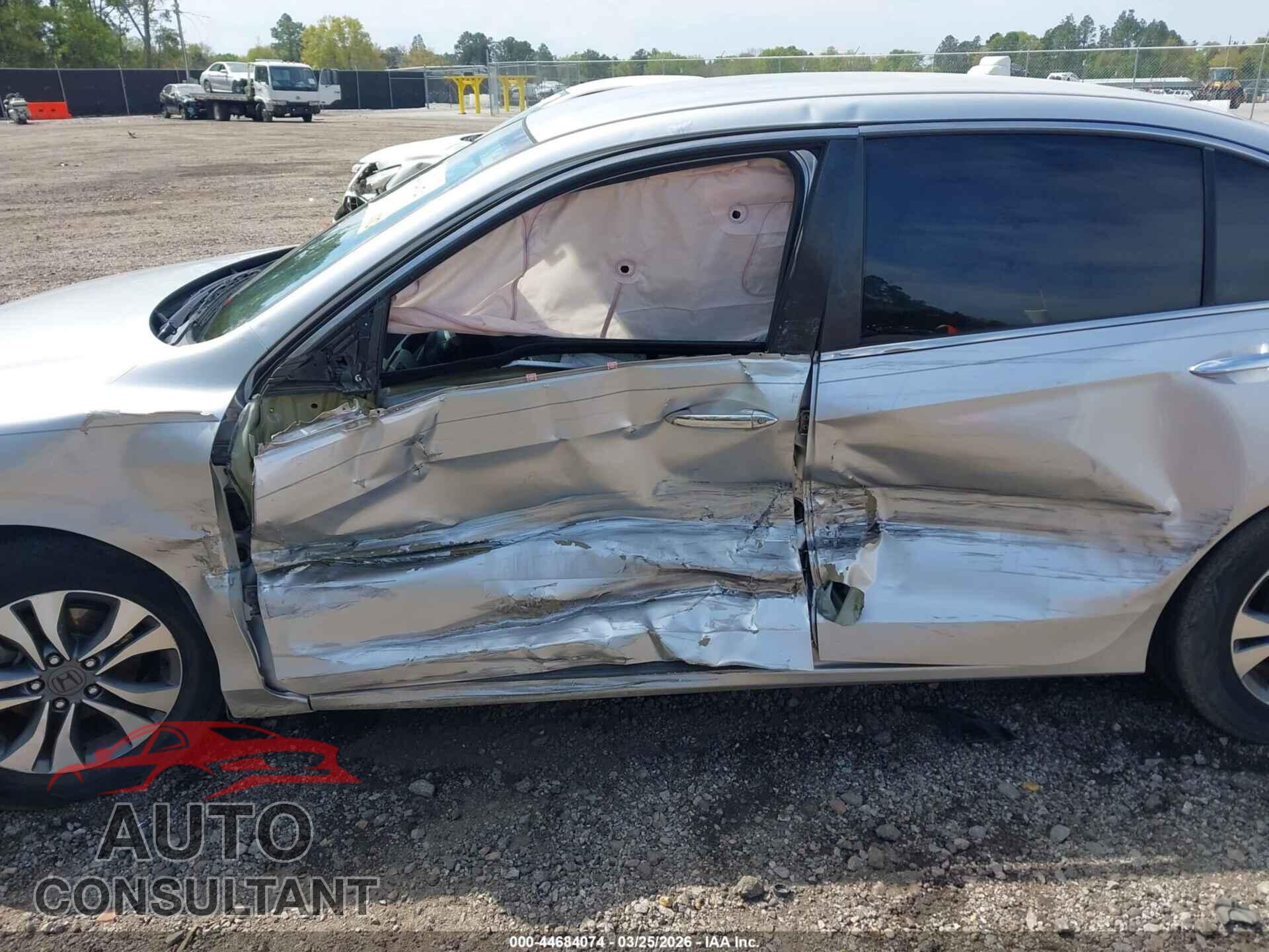 HONDA ACCORD 2013 - 1HGCR2F34DA133250