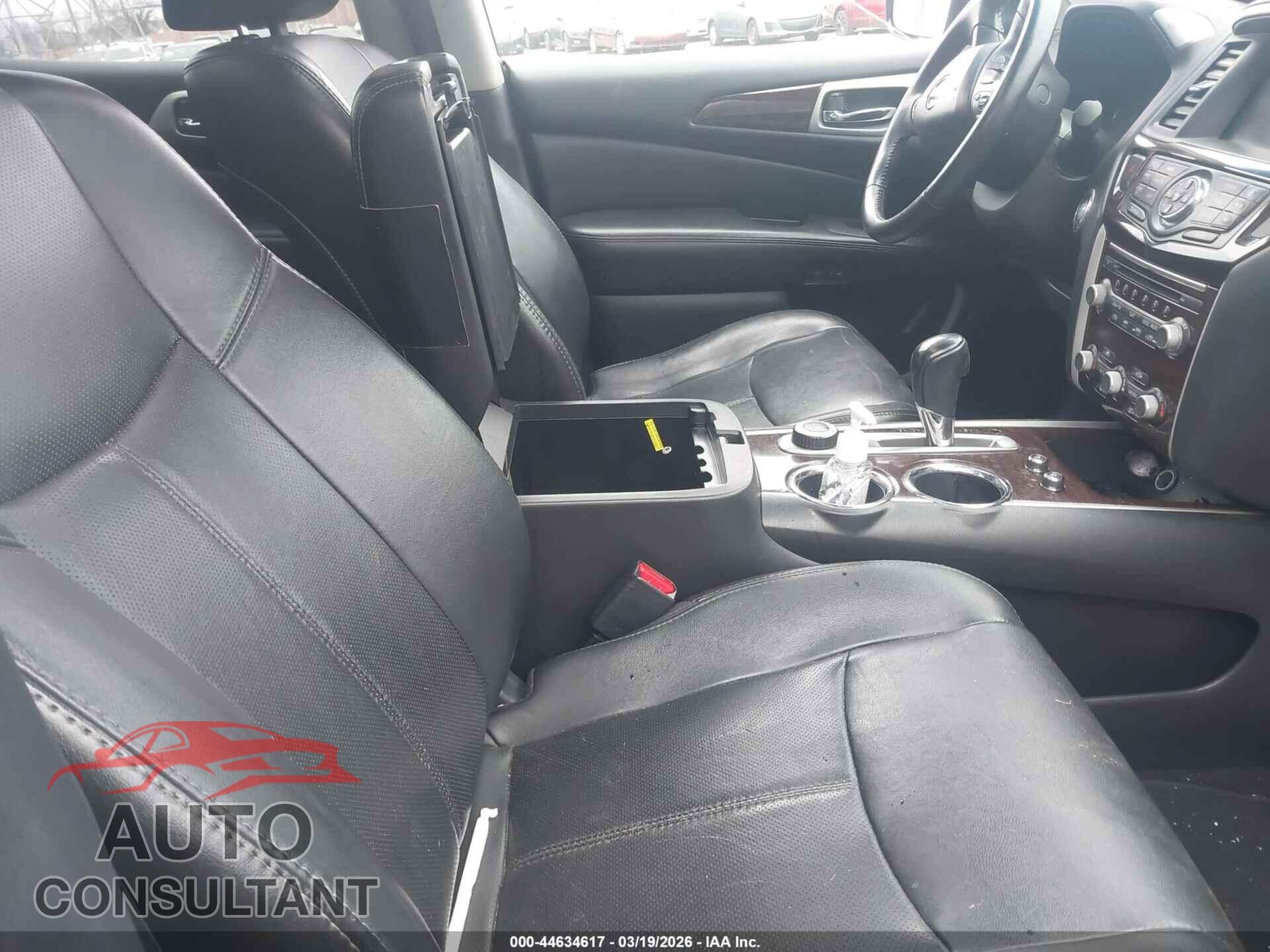 NISSAN PATHFINDER 2013 - 5N1AR2MM5DC641597