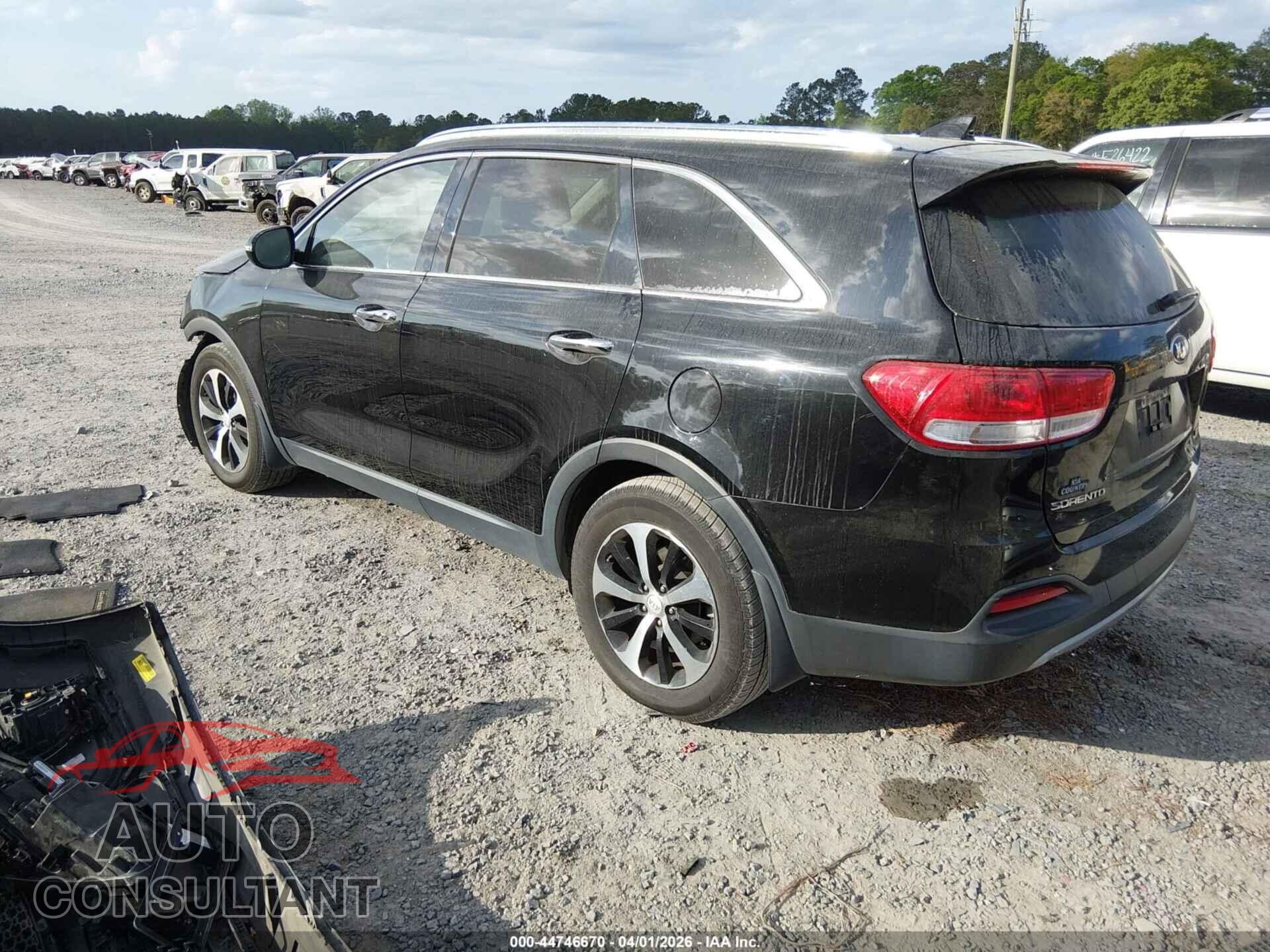 KIA SORENTO 2017 - 5XYPH4A56HG251376