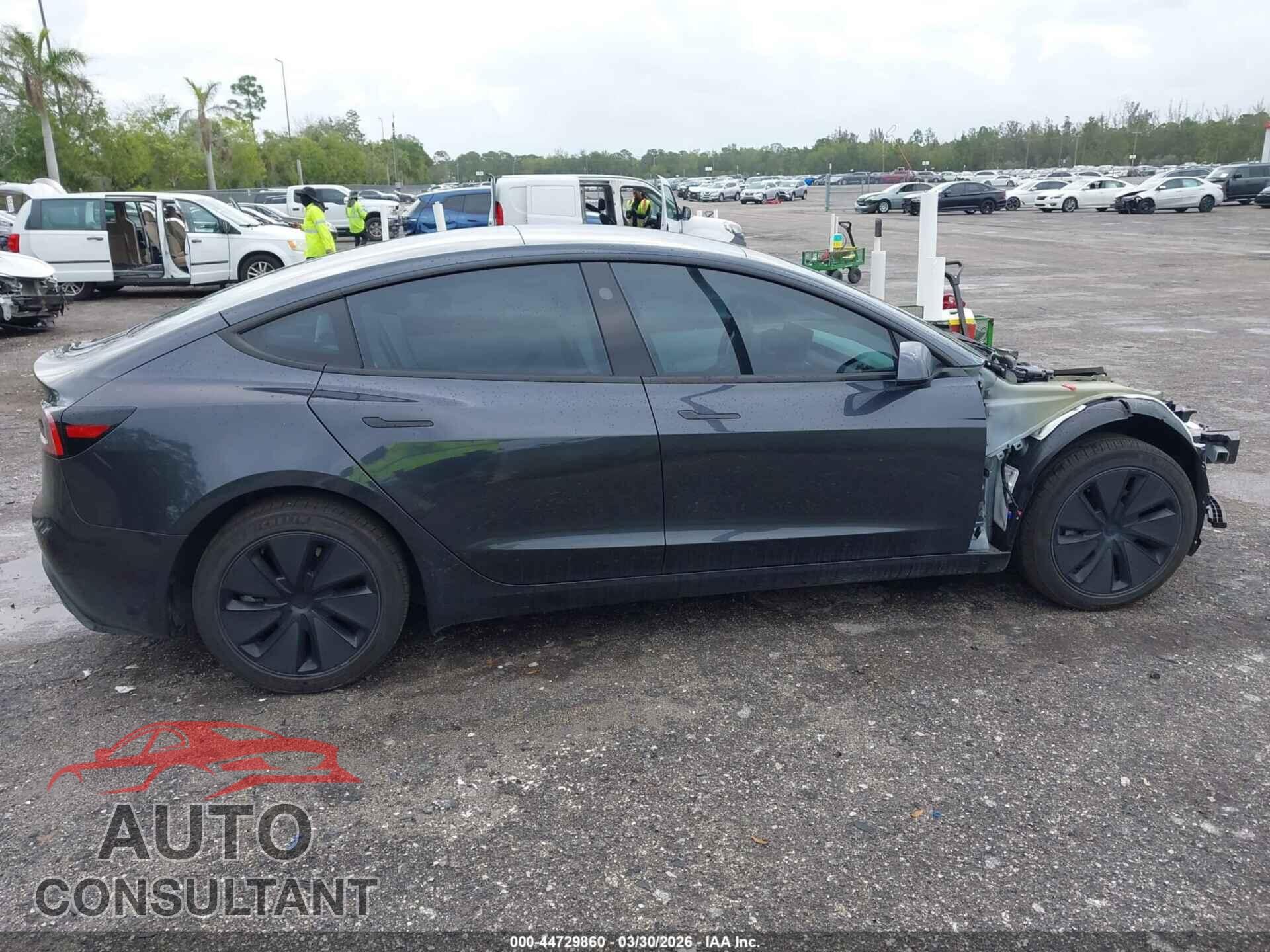 TESLA MODEL 3 2025 - 5YJ3E1EA9SF996697