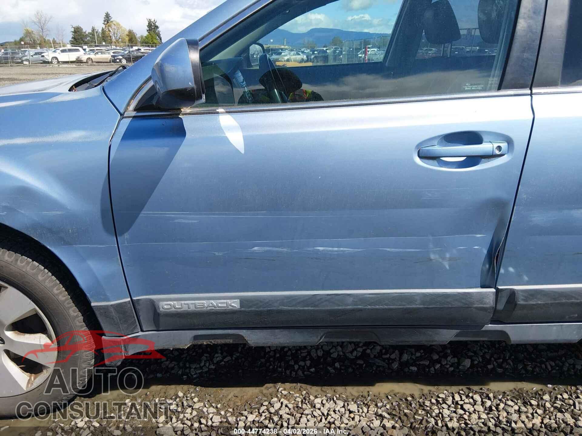 SUBARU OUTBACK 2010 - 4S4BRBKC6A3336457