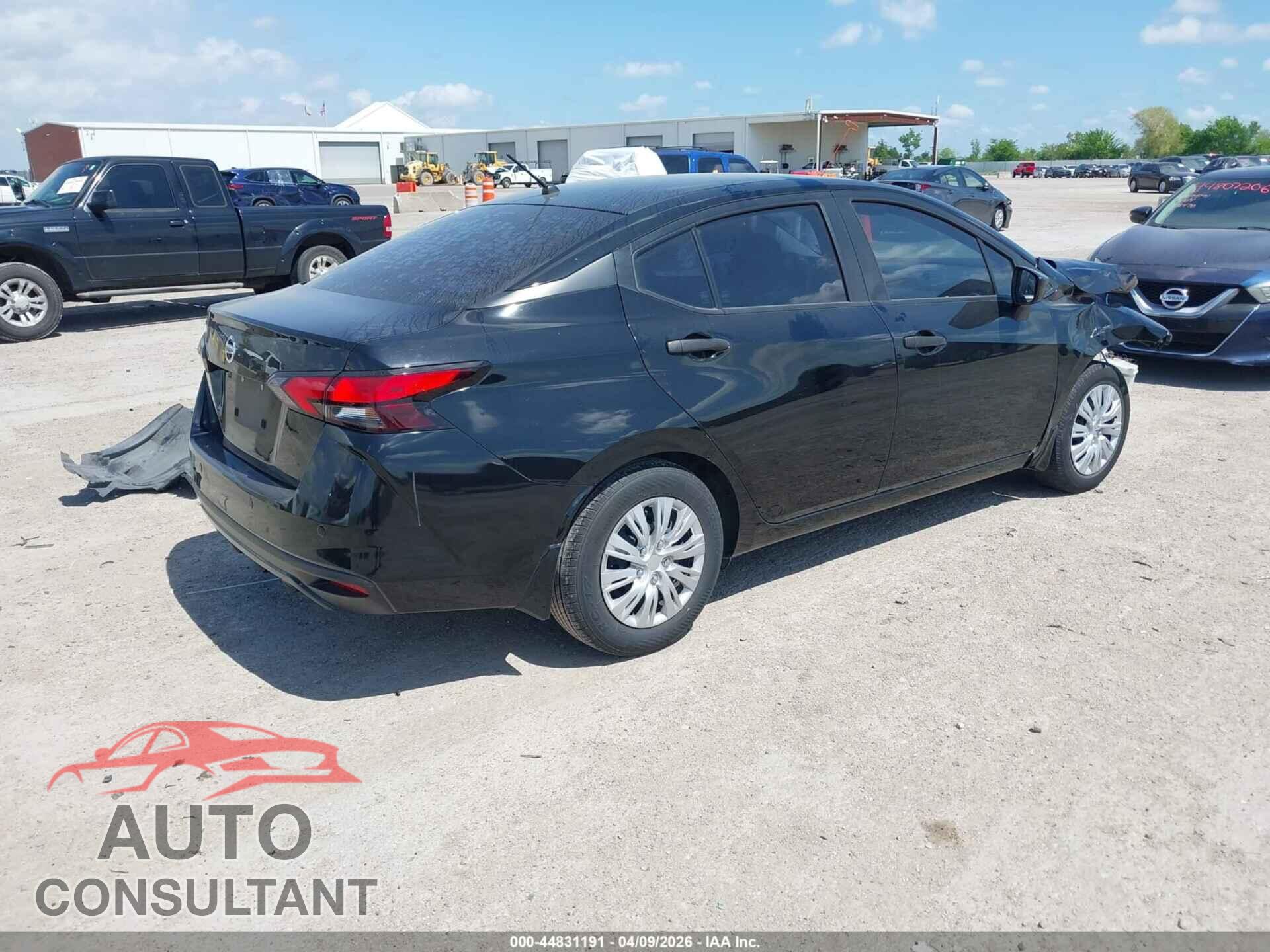 NISSAN VERSA 2021 - 3N1CN8DV5ML894317