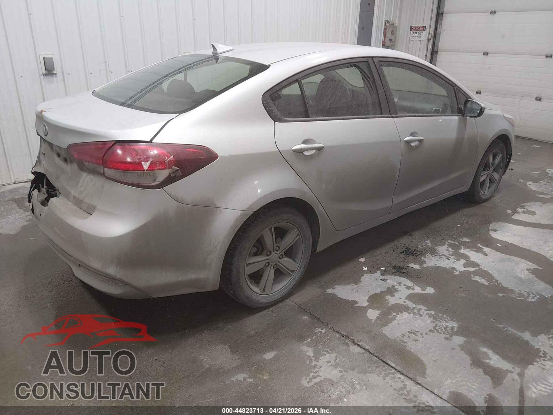 KIA FORTE 2018 - 3KPFL4A71JE255754