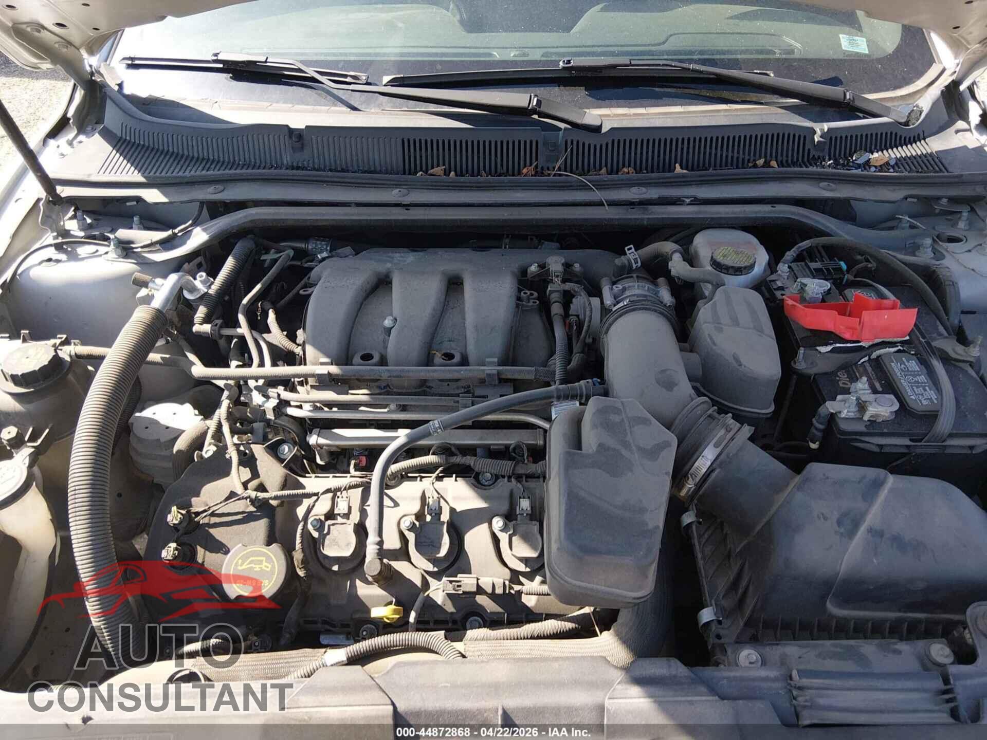 FORD TAURUS 2019 - 1FAHP2J85KG116583
