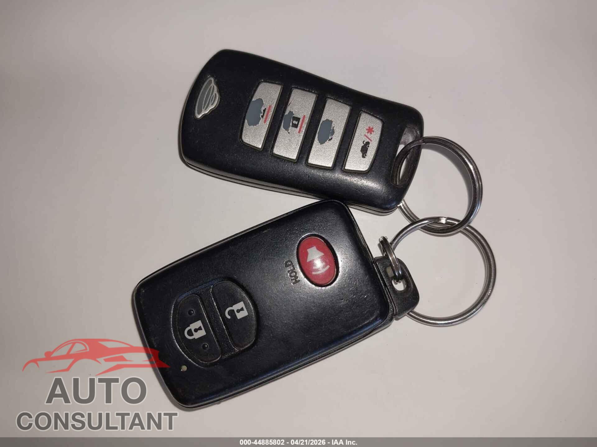 TOYOTA PRIUS 2013 - JTDKN3DU1D1656748