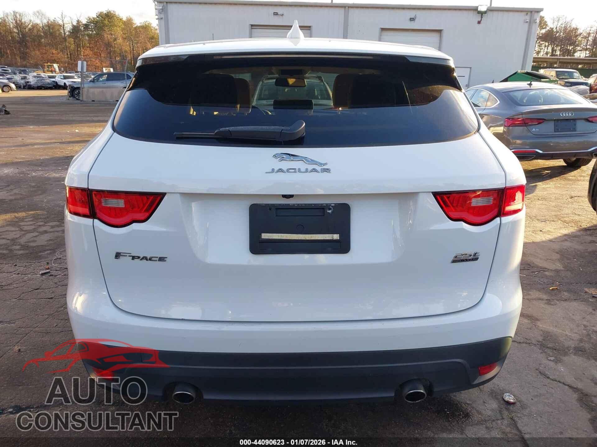 JAGUAR F-PACE 2018 - SADCJ2FX2JA266016