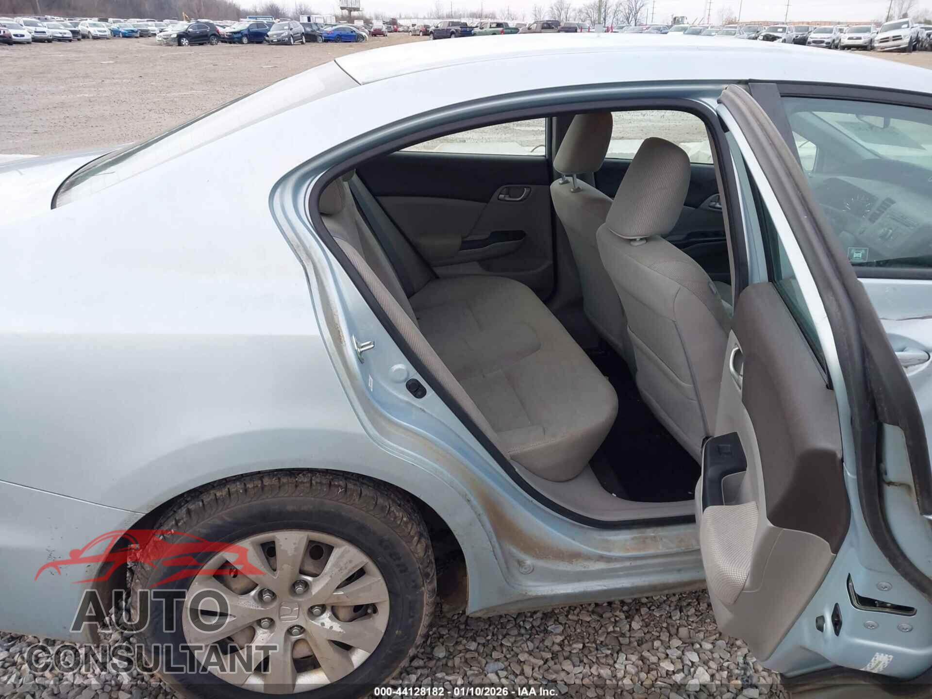 HONDA CIVIC 2012 - 19XFB2F51CE075157