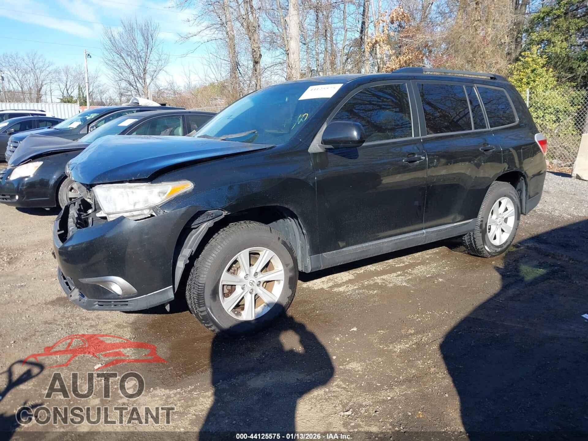TOYOTA HIGHLANDER 2011 - 5TDBK3EH7BS067892